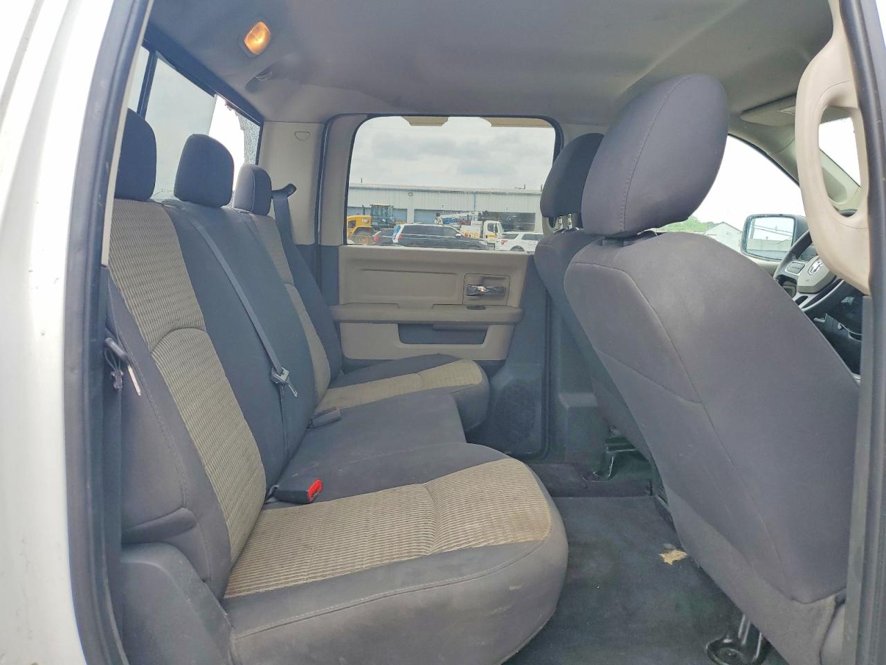 2010 Dodge Ram 2500 White vin: 3D7UT2CL3AG174612