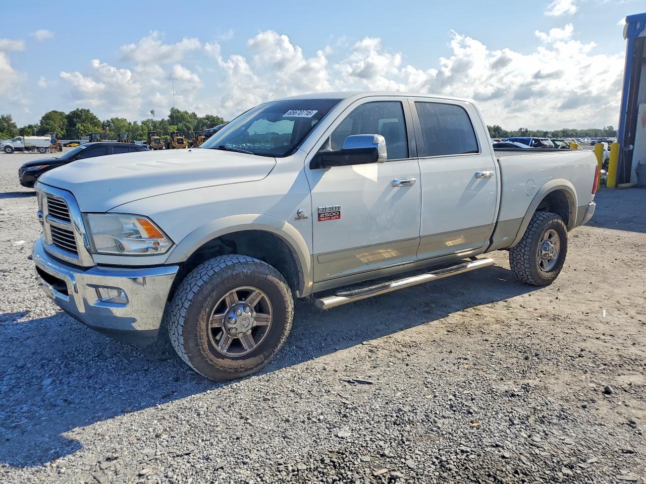 2010 Dodge Ram 2500 White vin: 3D7UT2CL3AG188171