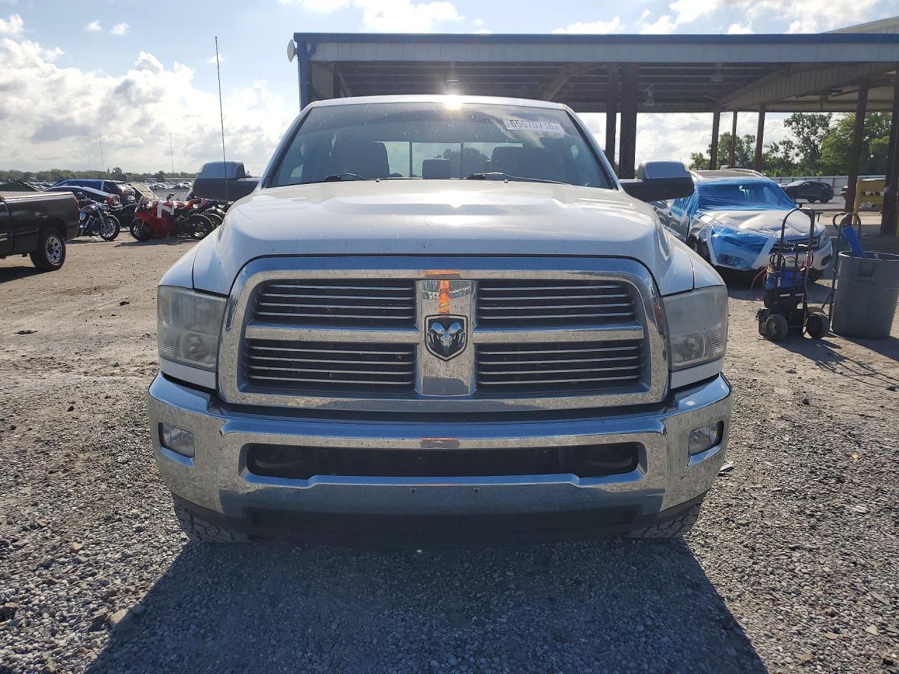 2010 Dodge Ram 2500 White vin: 3D7UT2CL3AG188171