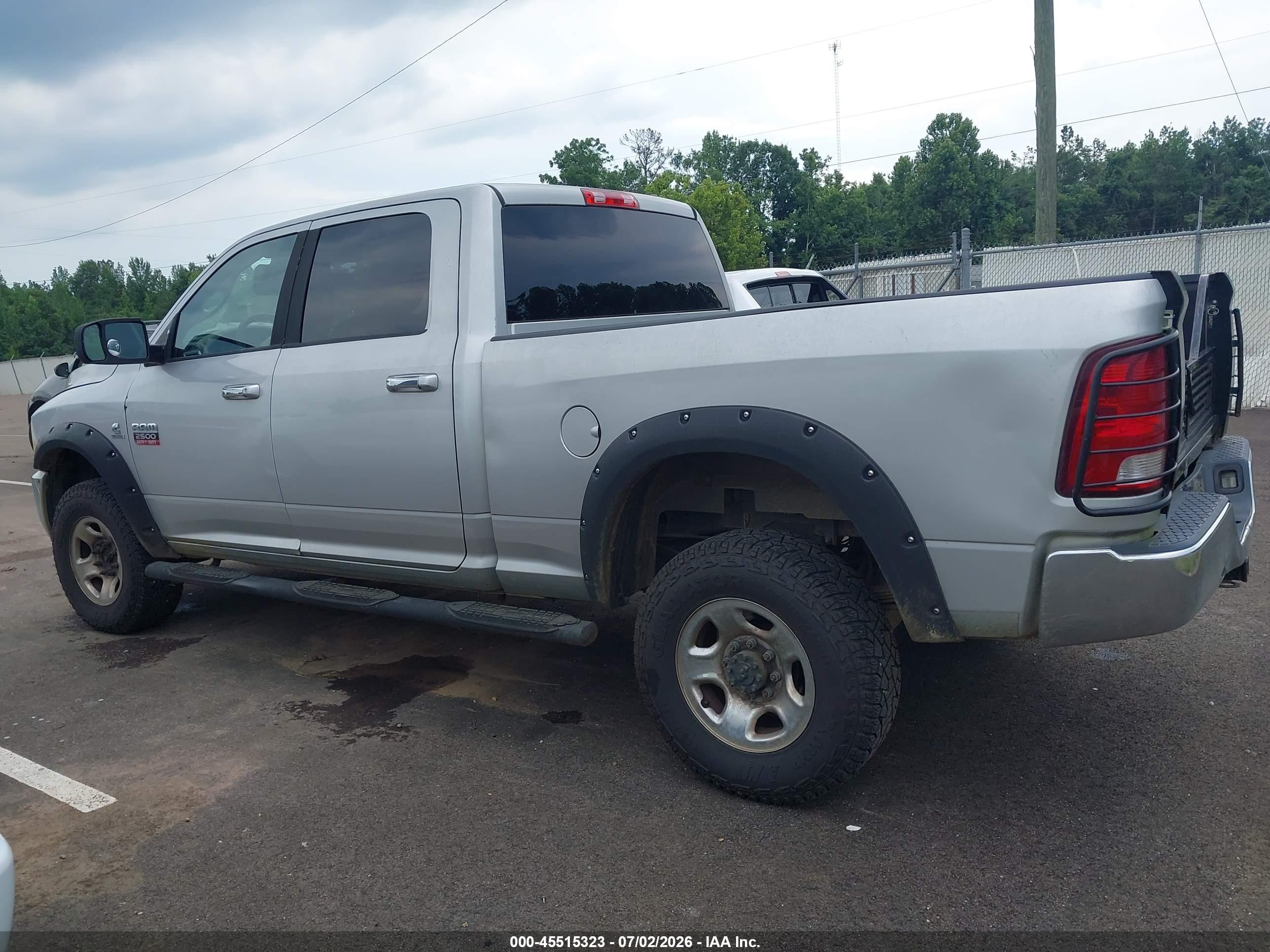 2011 Ram Ram 2500 Slt Silver vin: 3D7UT2CL3BG599717