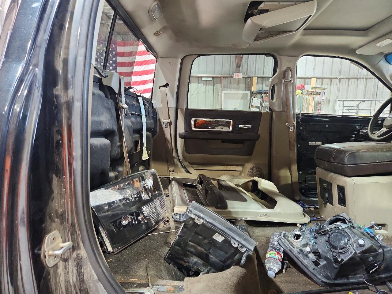 2011 Dodge Ram 2500 Black vin: 3D7UT2CL4BG582652