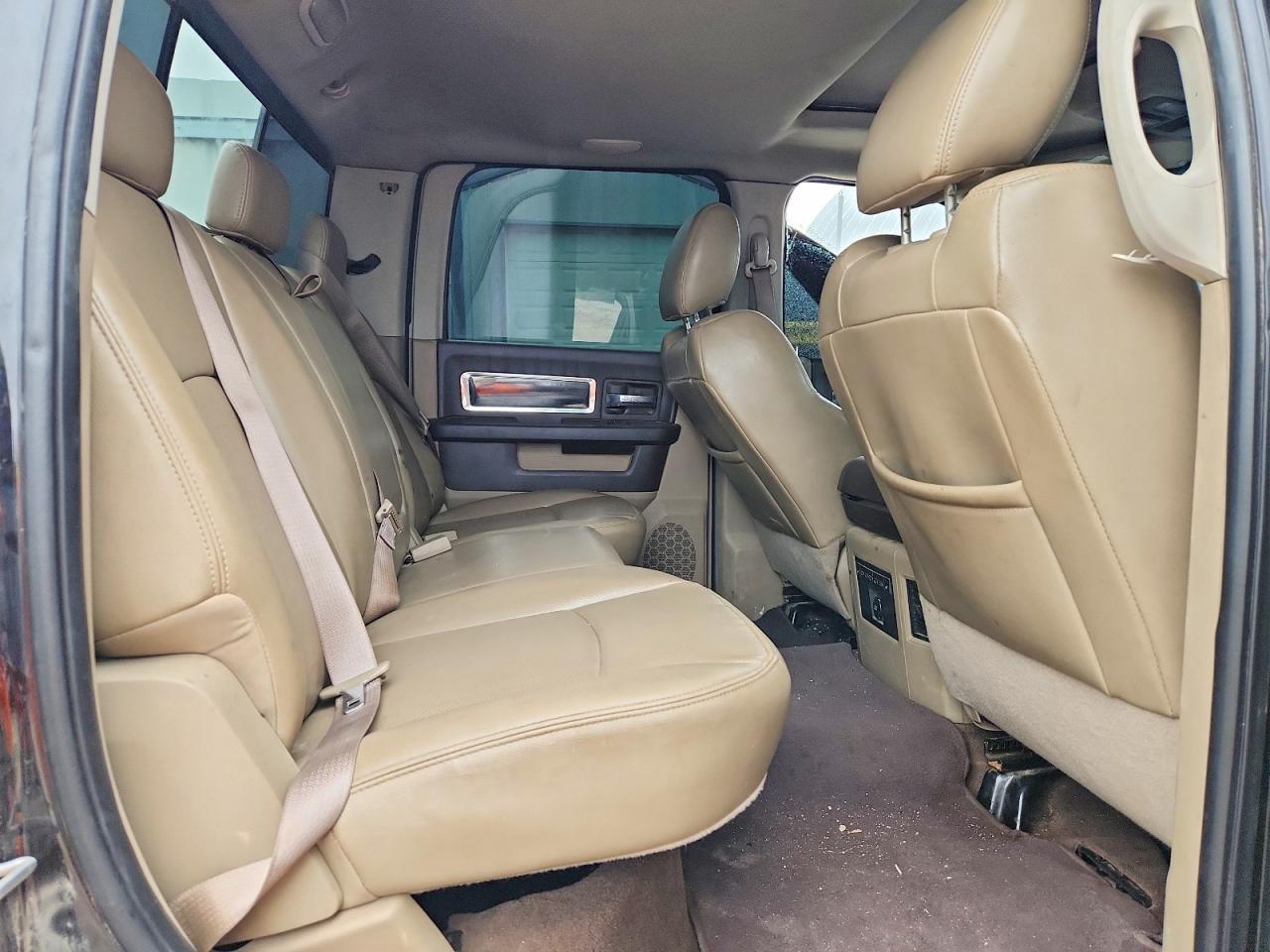 2010 Dodge Ram 2500 Laramie Черный vin: 3D7UT2CL5AG187510