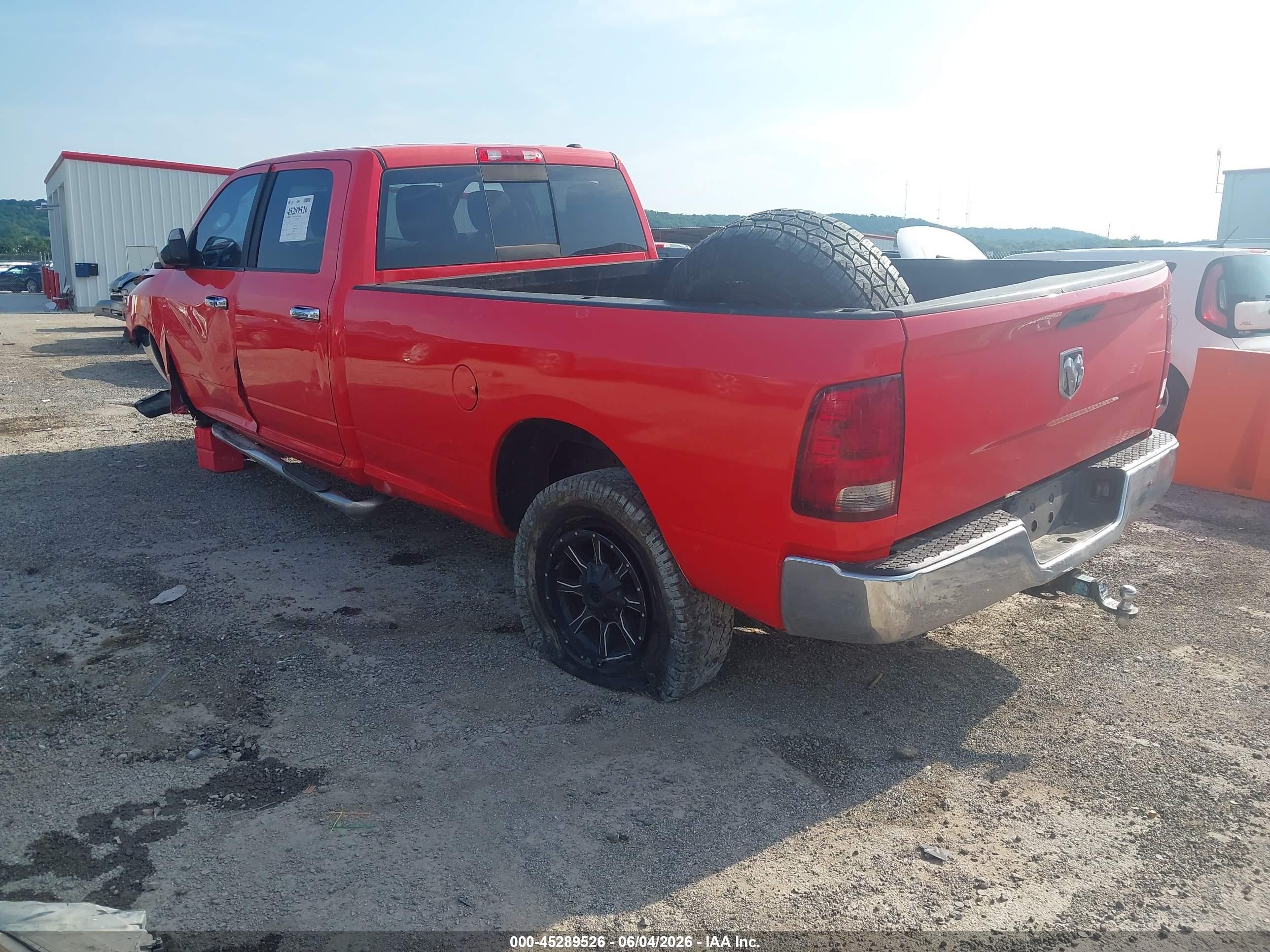 2011 Ram Ram 2500 Slt Red vin: 3D7UT2CL5BG532939