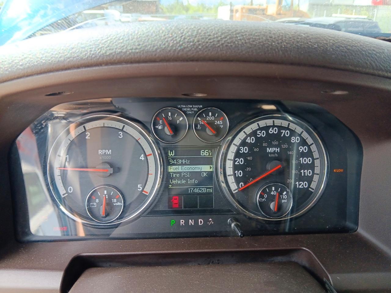 2011 Dodge Ram 2500 Green vin: 3D7UT2CL5BG590209