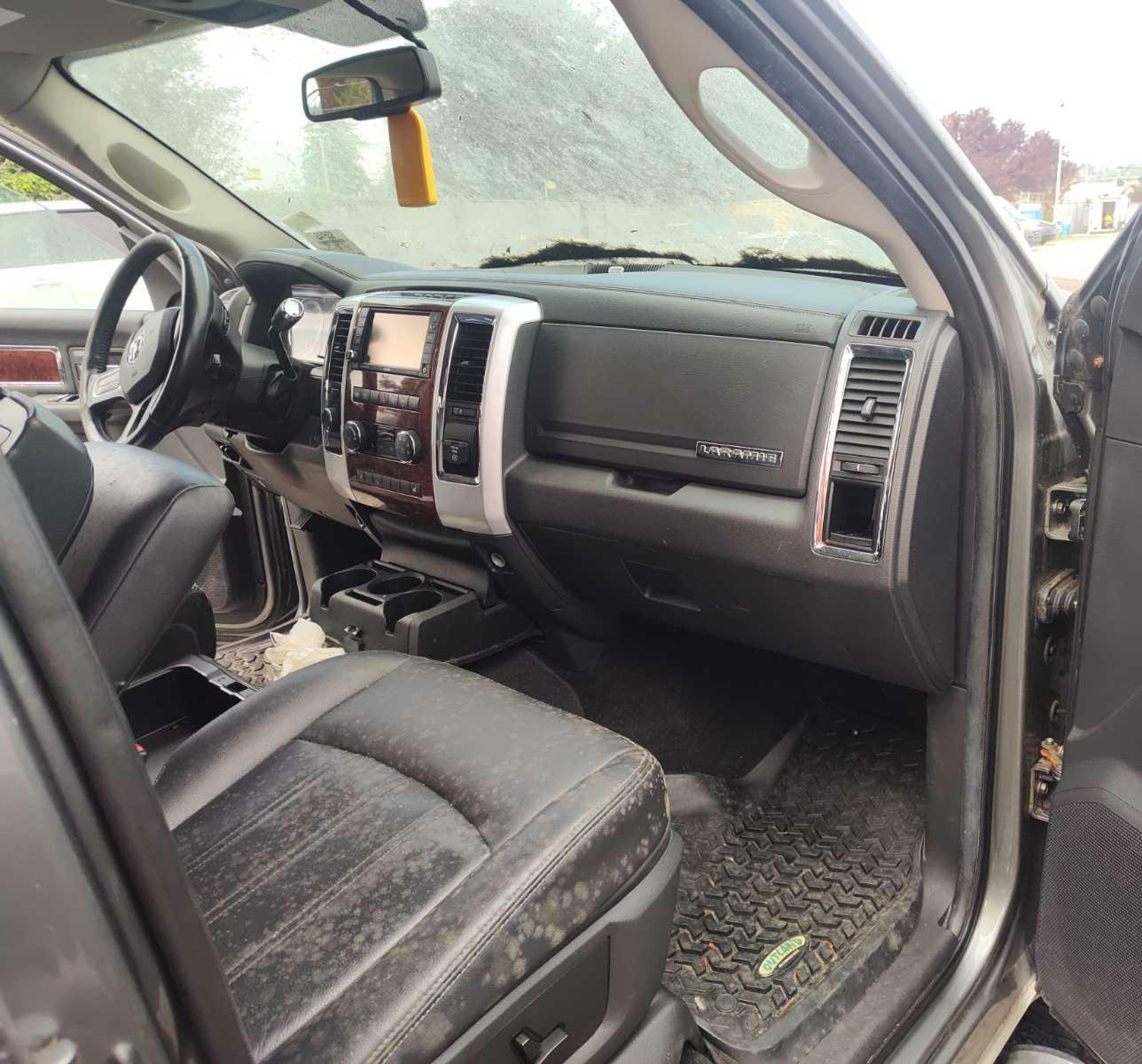 2010 Dodge Ram 2500 Laramie vin: 3D7UT2CL6AG121614