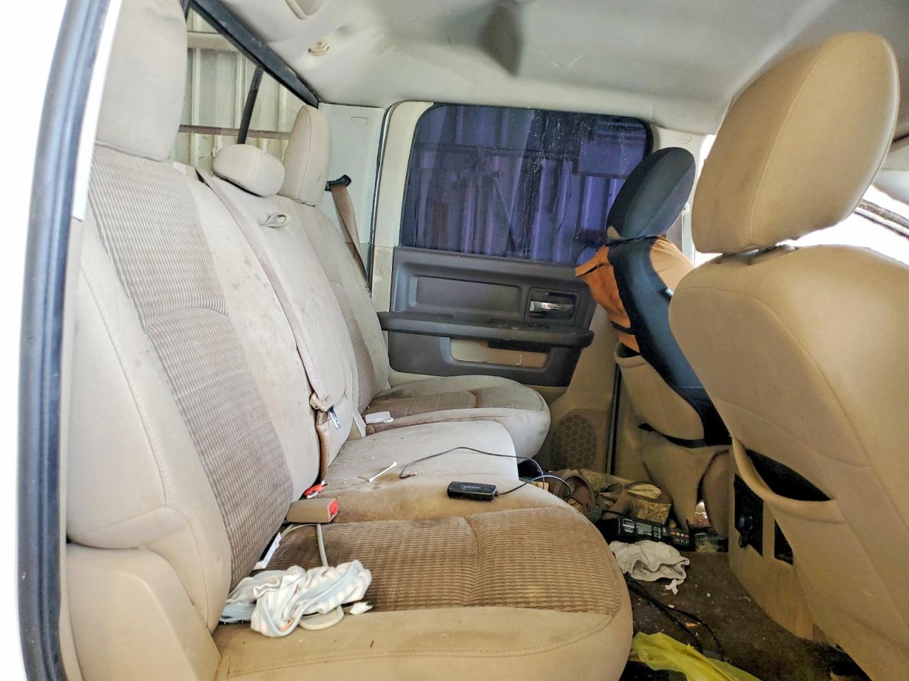 2011 Dodge Ram 2500 White vin: 3D7UT2CL6BG527345