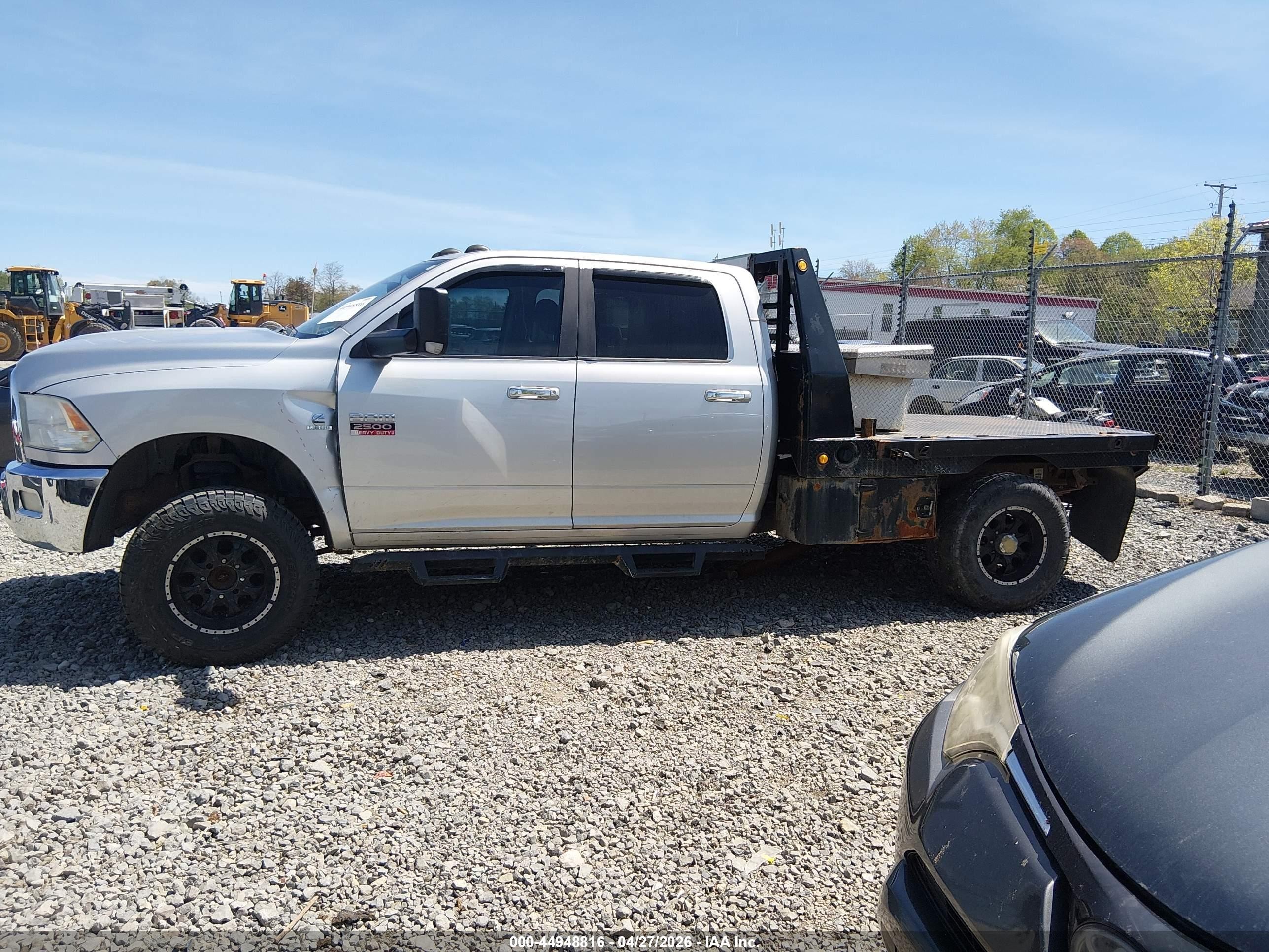 2010 Dodge Ram 2500 Slt Серебряный vin: 3D7UT2CL7AG140463