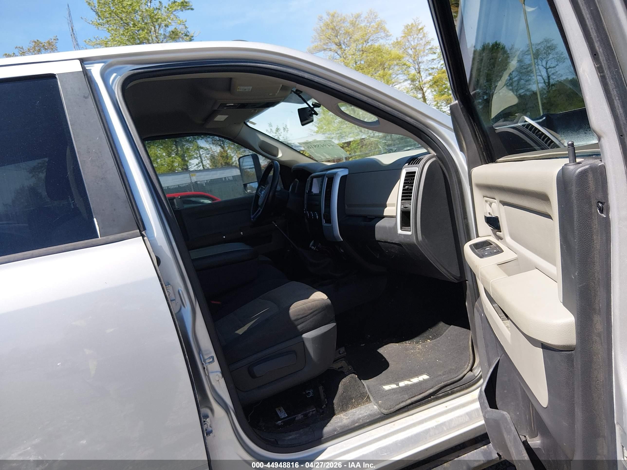2010 Dodge Ram 2500 Slt Серебряный vin: 3D7UT2CL7AG140463