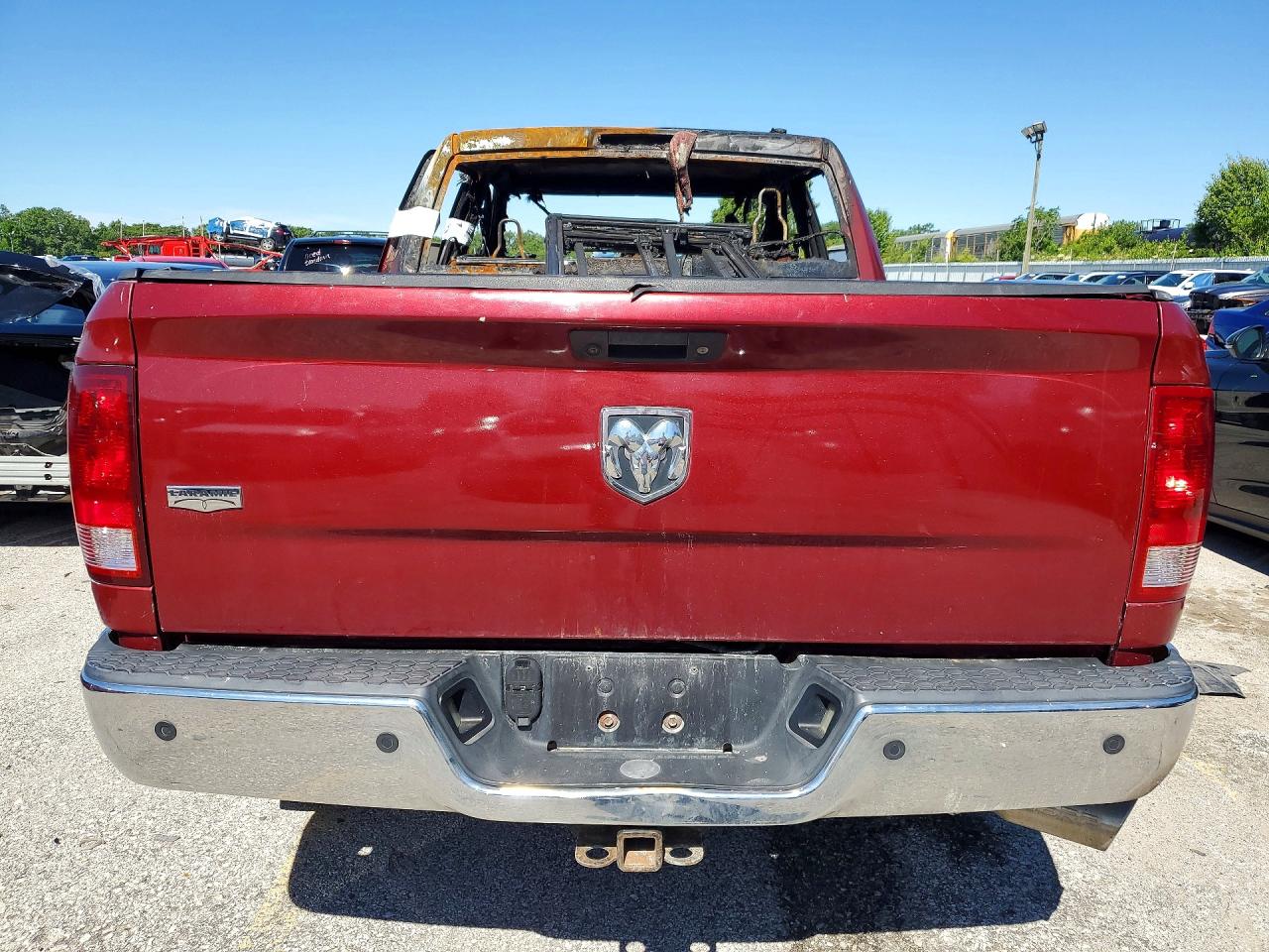 2011 Dodge Ram 2500 Burgundy vin: 3D7UT2CL8BG539920