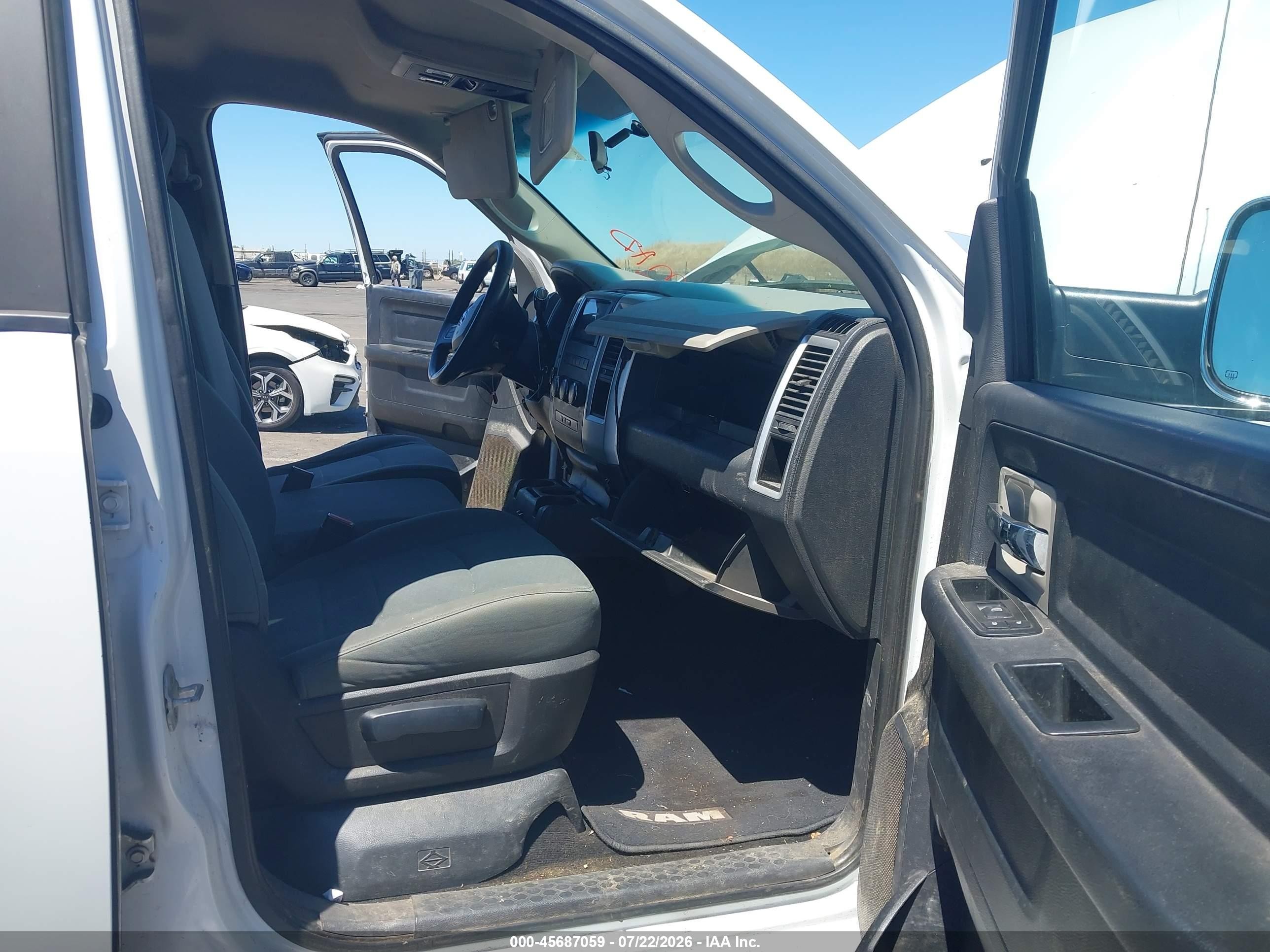 2011 Ram Ram 2500 Slt Белый vin: 3D7UT2CL8BG625597