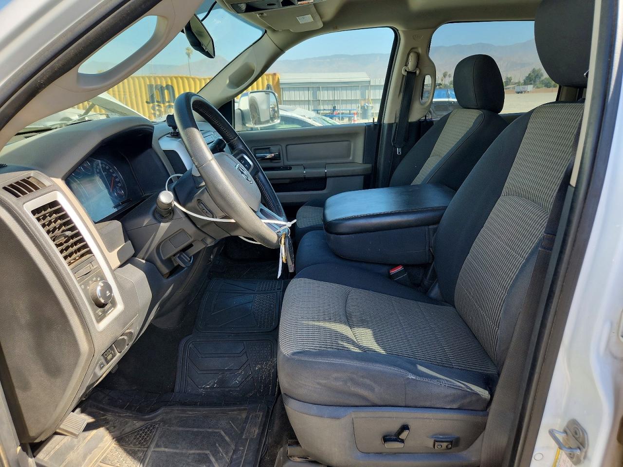 2010 Dodge Ram 2500 White vin: 3D7UT2CL9AG106914