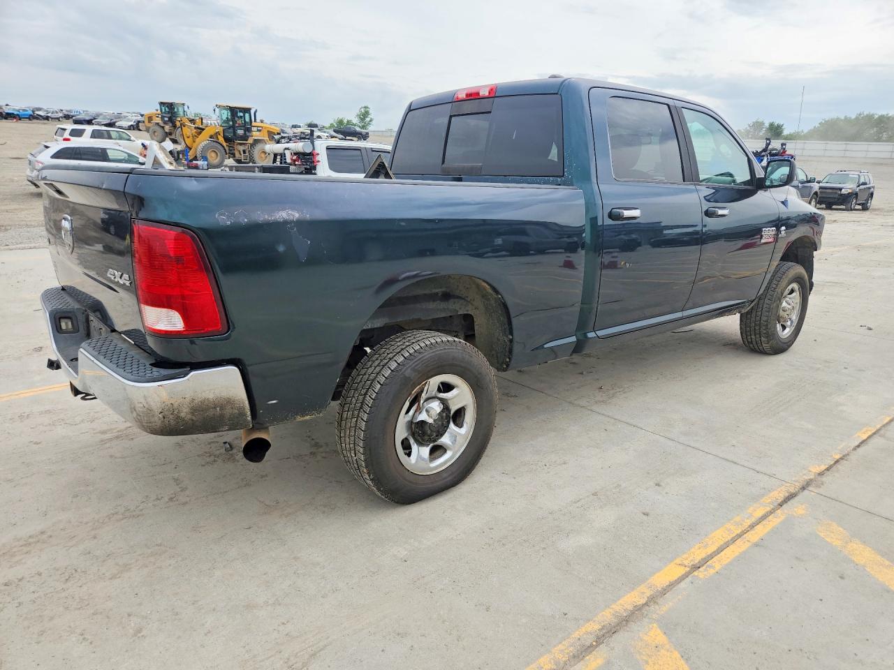 2011 Dodge Ram 2500 Зеленый vin: 3D7UT2CLXBG554516