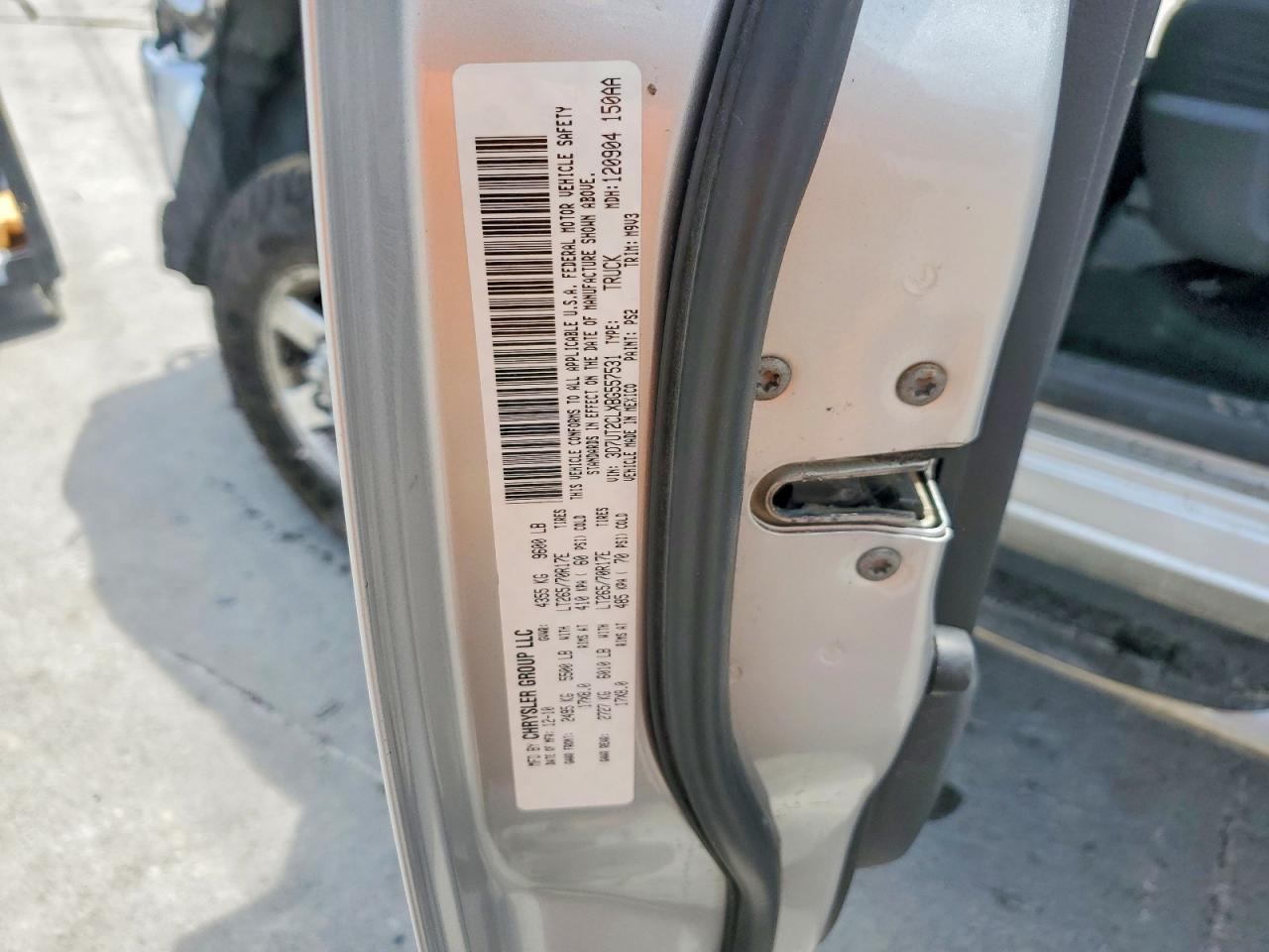 2011 Dodge Ram 2500 Silver vin: 3D7UT2CLXBG557531