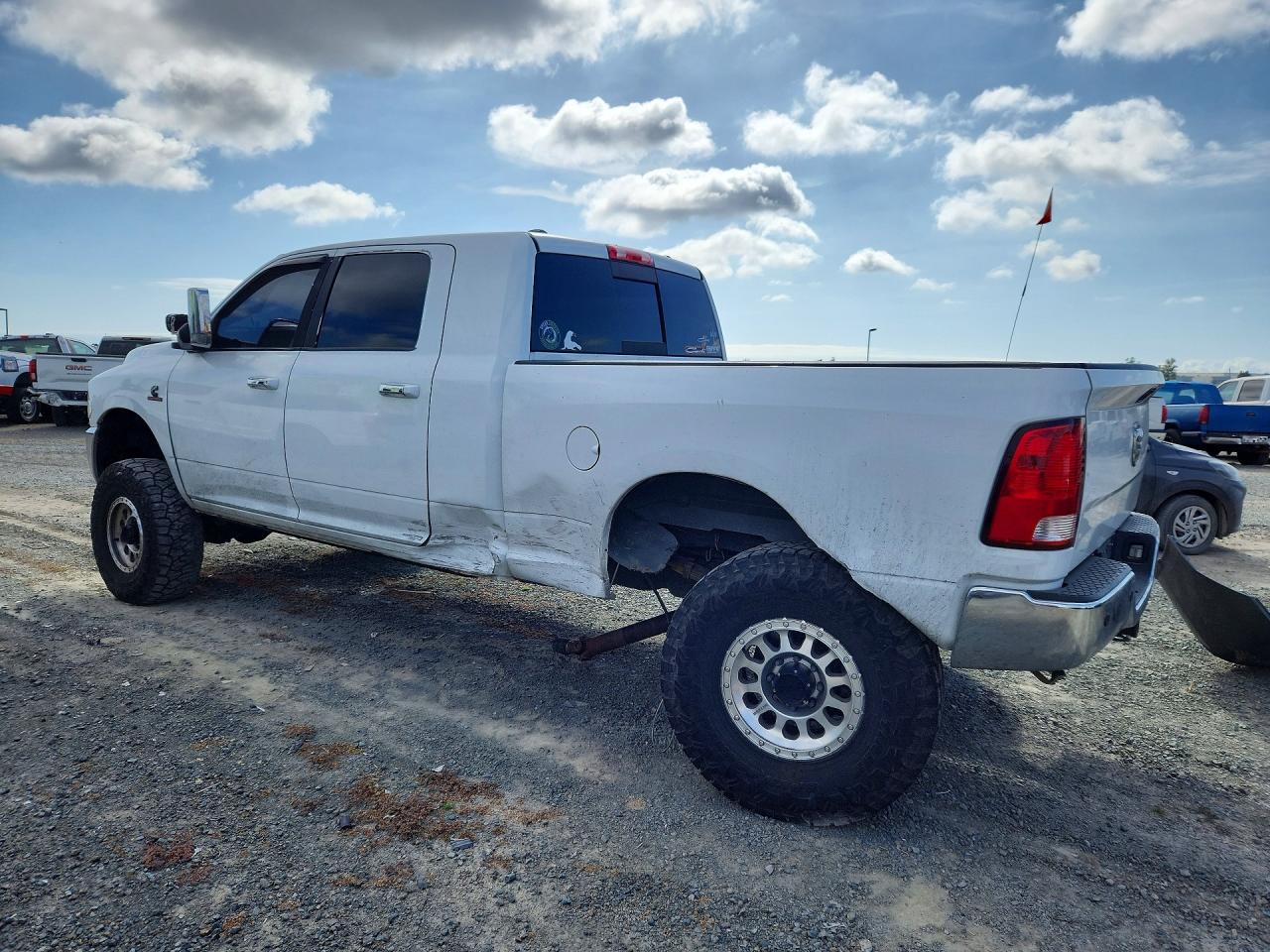 2011 Dodge Ram 2500 White vin: 3D7UT2HL0BG590031