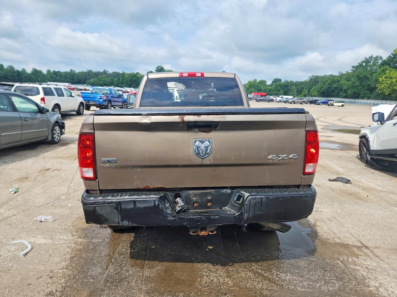 2010 Dodge Ram 2500 Beige vin: 3D7UT2HL6AG135022