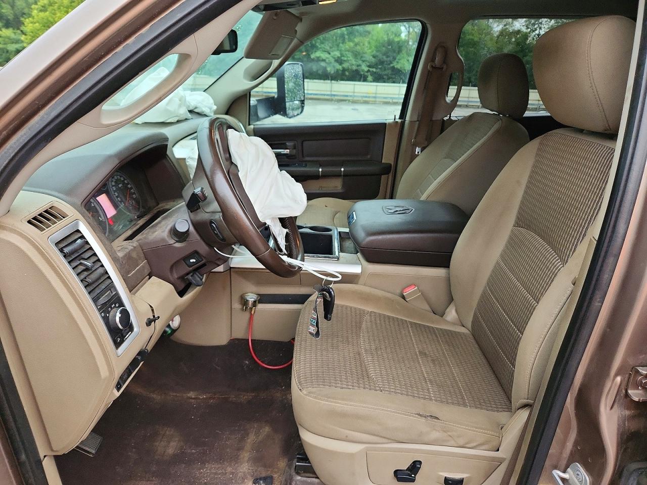 2010 Dodge Ram 2500 Beige vin: 3D7UT2HL6AG135022