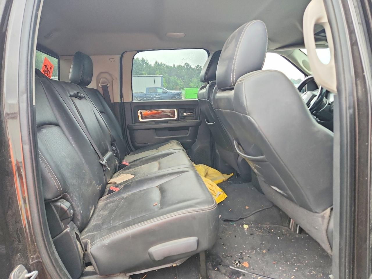 2011 Dodge Ram 2500 Black vin: 3D7UT2HL7BG552392