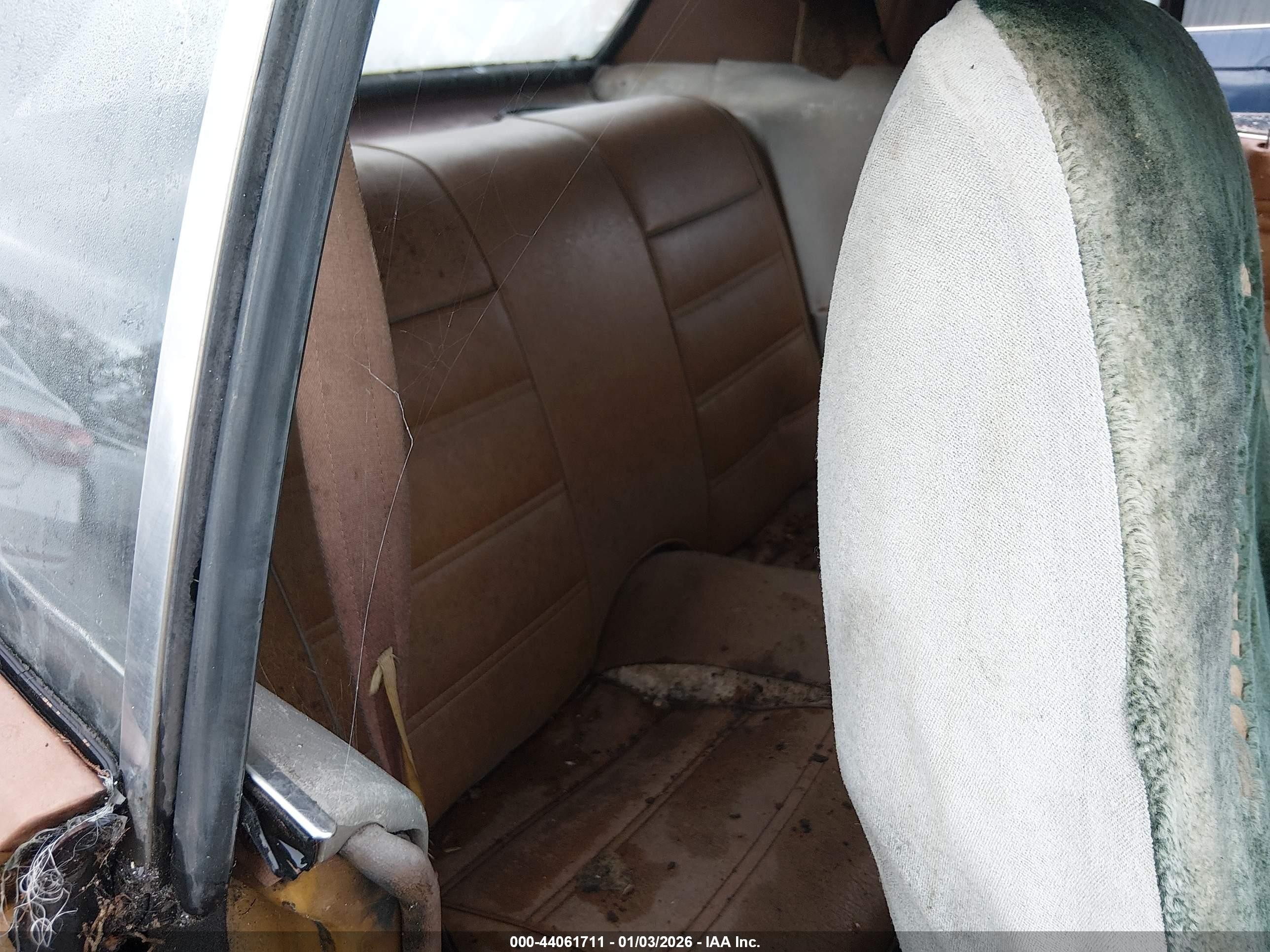 1973 Ford Mustang   Золотой vin: 3F01F186832      