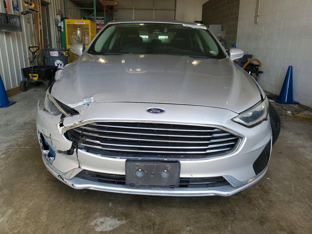 2019 Ford Fusion Sel Silver vin: 3FA6P0CD2KR253463