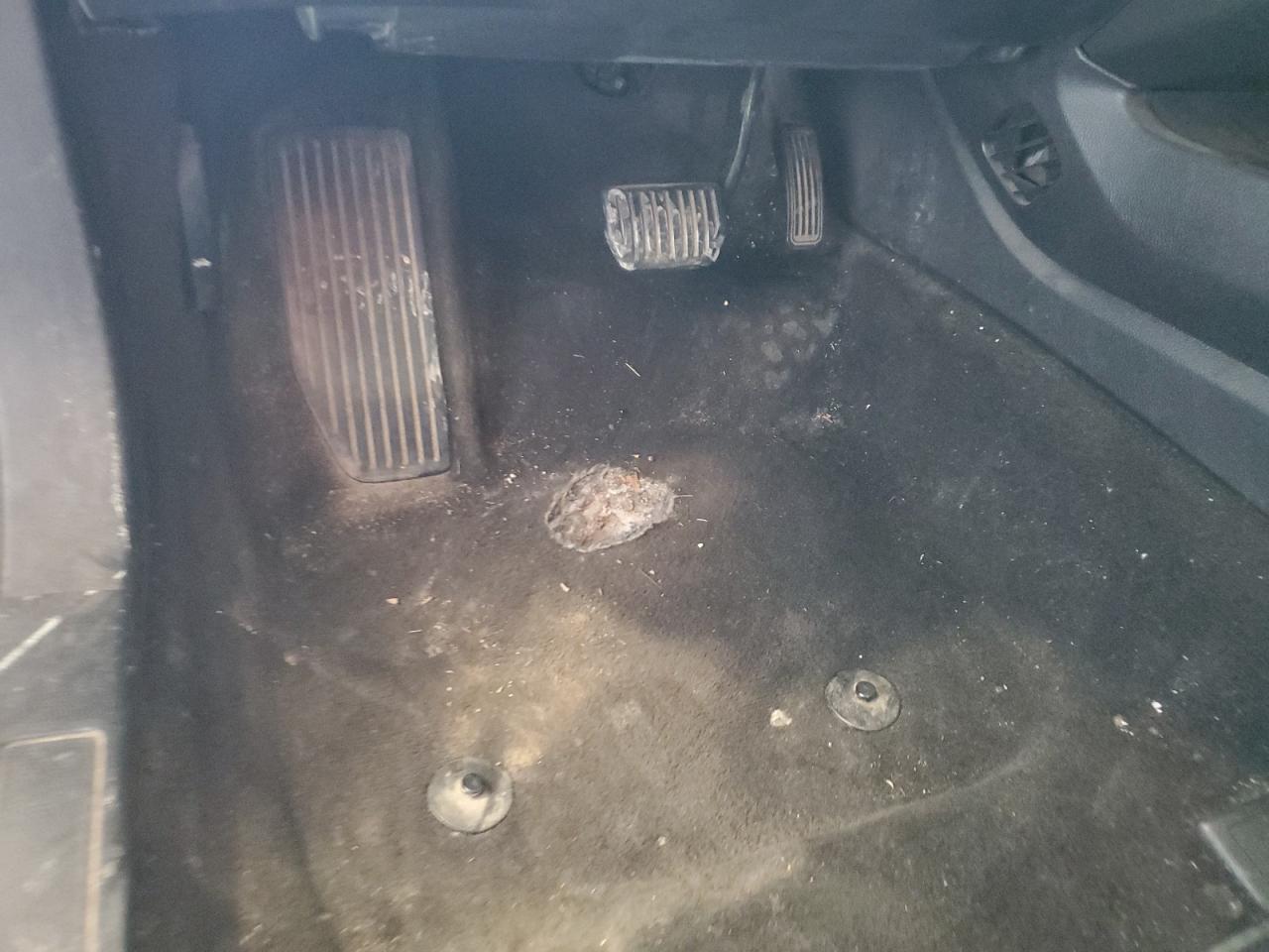 2019 Ford Fusion Sel Silver vin: 3FA6P0CD2KR253463 Damage: Left Front Carpet, Worn, Replacement Required
