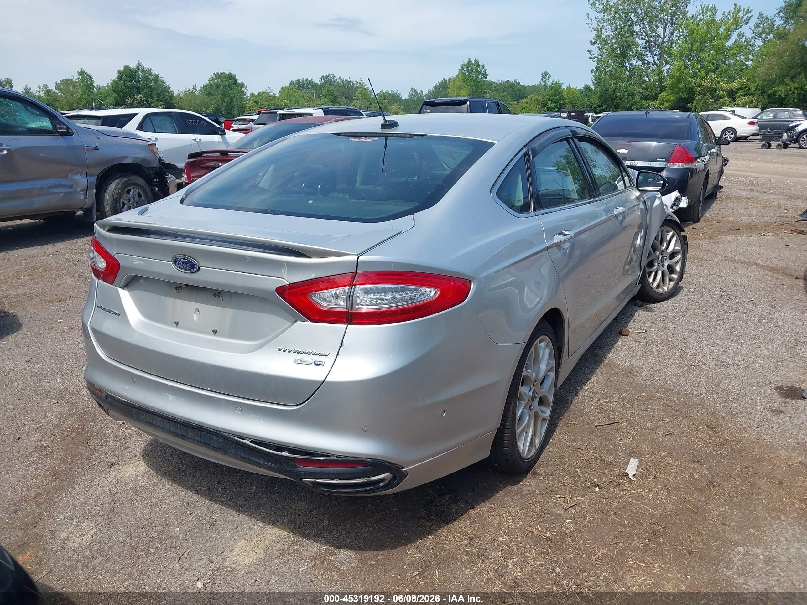 2014 Ford Fusion Titanium Серебряный vin: 3FA6P0D90ER313593