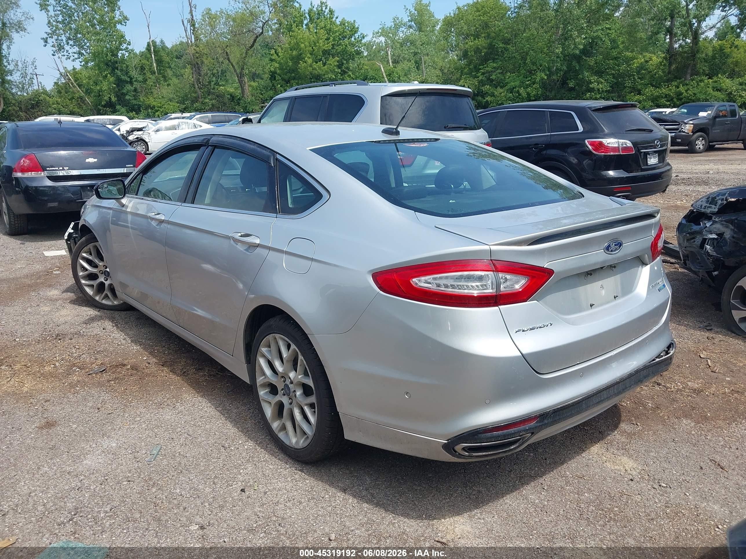 2014 Ford Fusion Titanium Серебряный vin: 3FA6P0D90ER313593