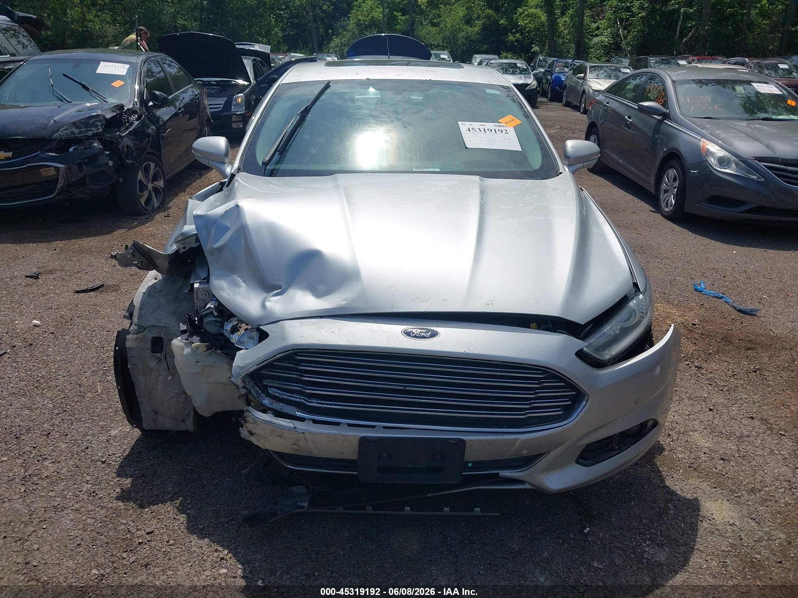 2014 Ford Fusion Titanium Серебряный vin: 3FA6P0D90ER313593