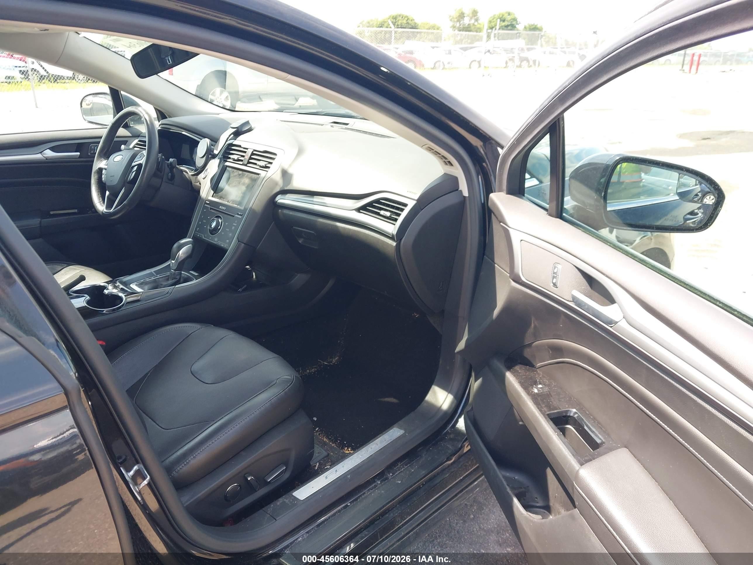 2015 Ford Fusion Titanium Black vin: 3FA6P0D90FR183302