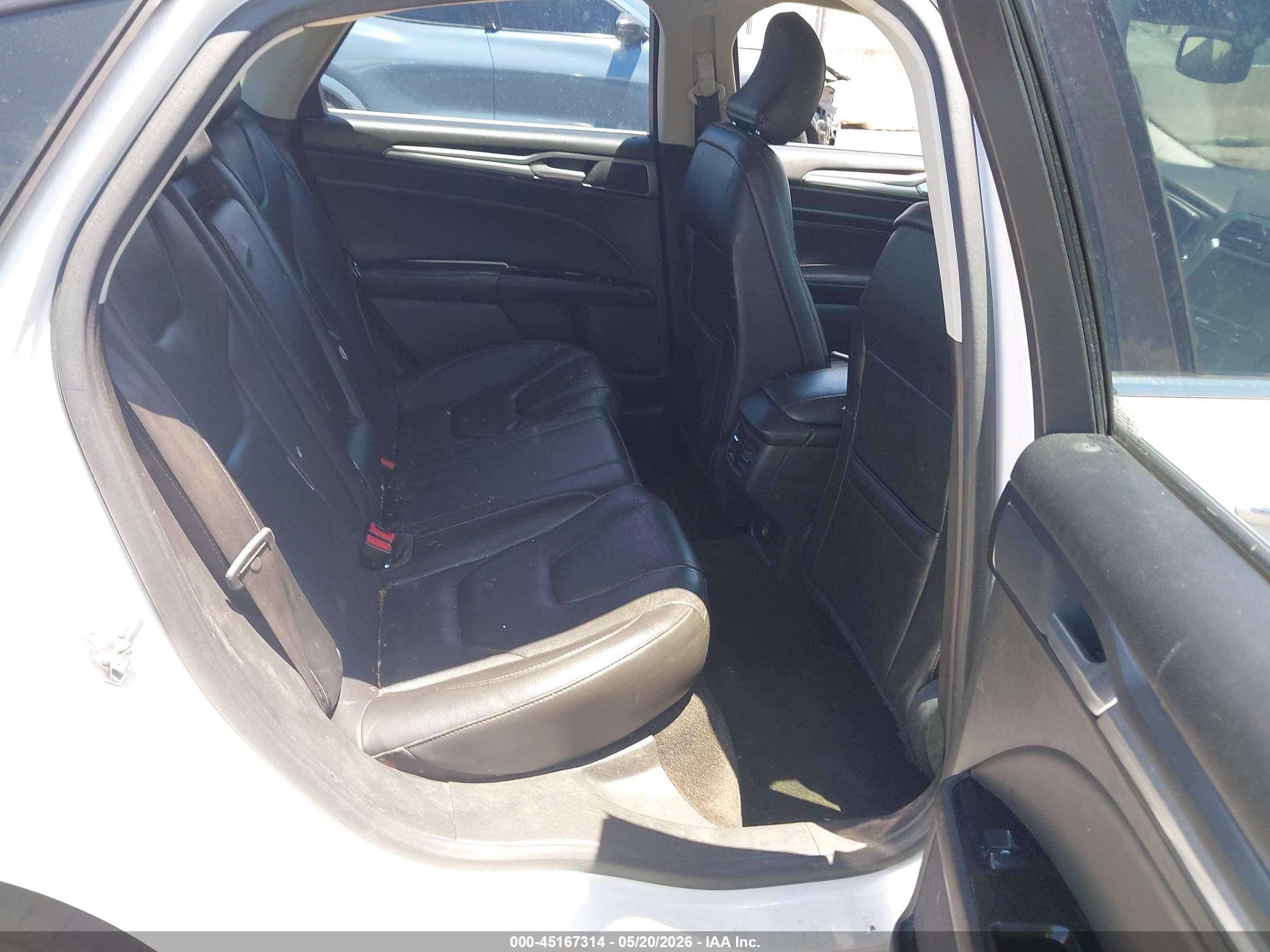 2015 Ford Fusion Titanium White vin: 3FA6P0D91FR285756