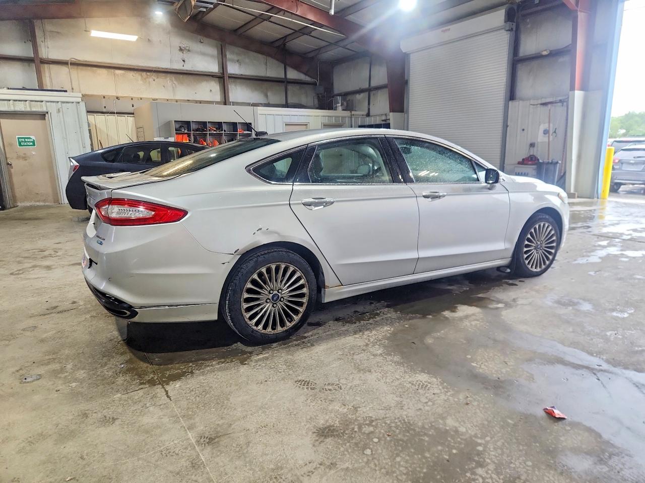 2014 Ford Fusion Titanium Silver vin: 3FA6P0D92ER264039