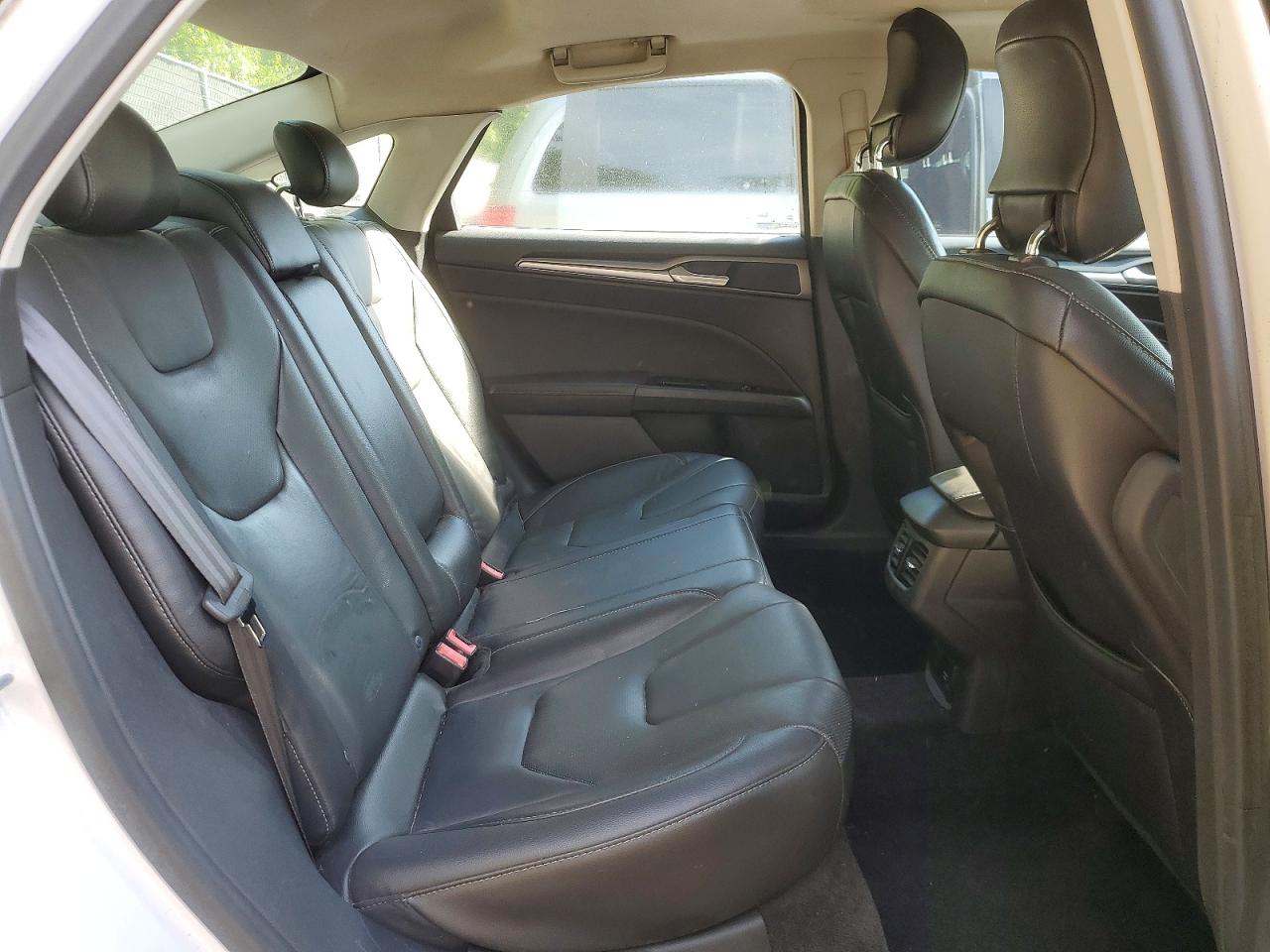 2013 Ford Fusion Titanium Белый vin: 3FA6P0D93DR232408