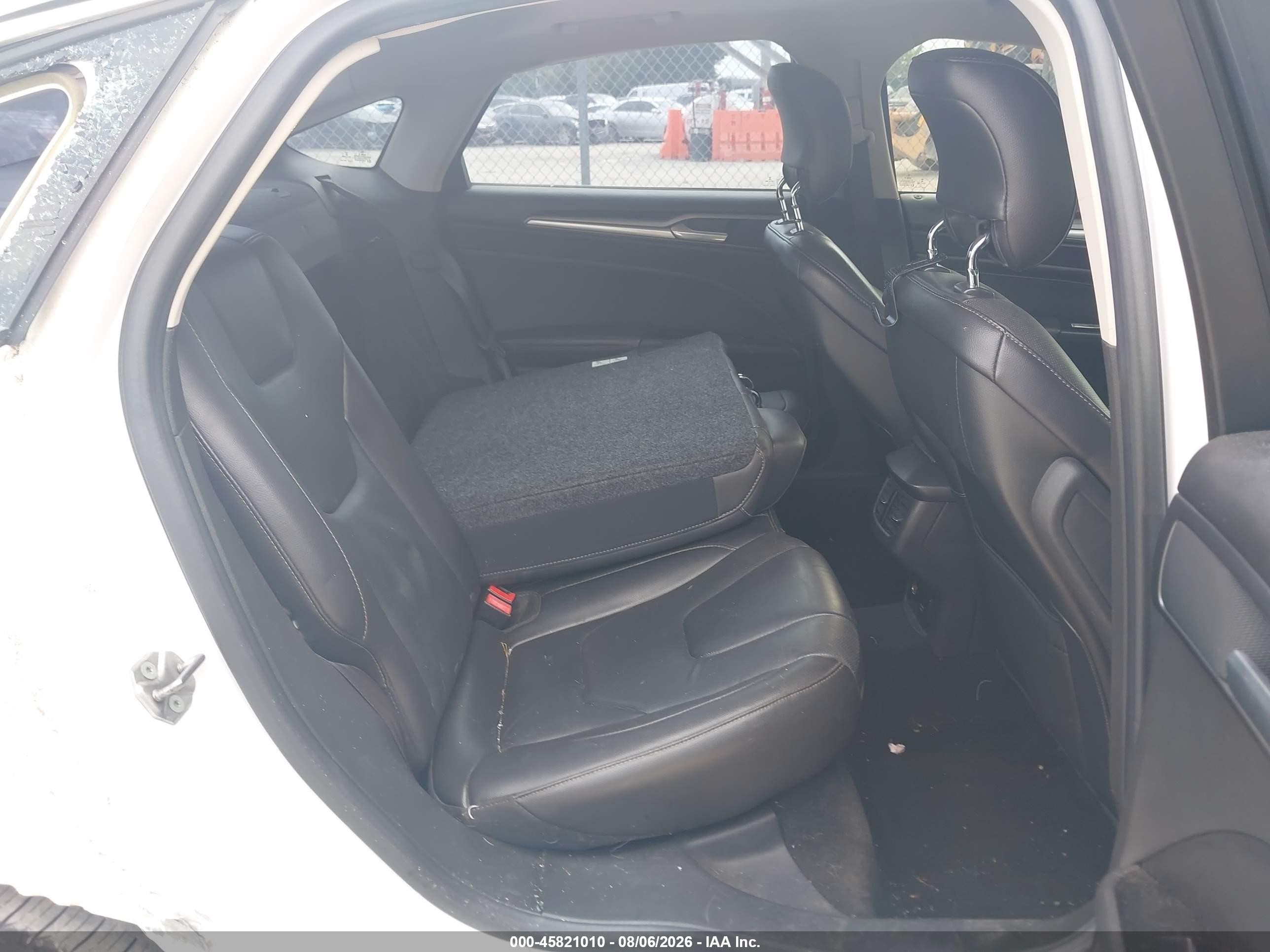 2013 Ford Fusion Titanium White vin: 3FA6P0D93DR302697