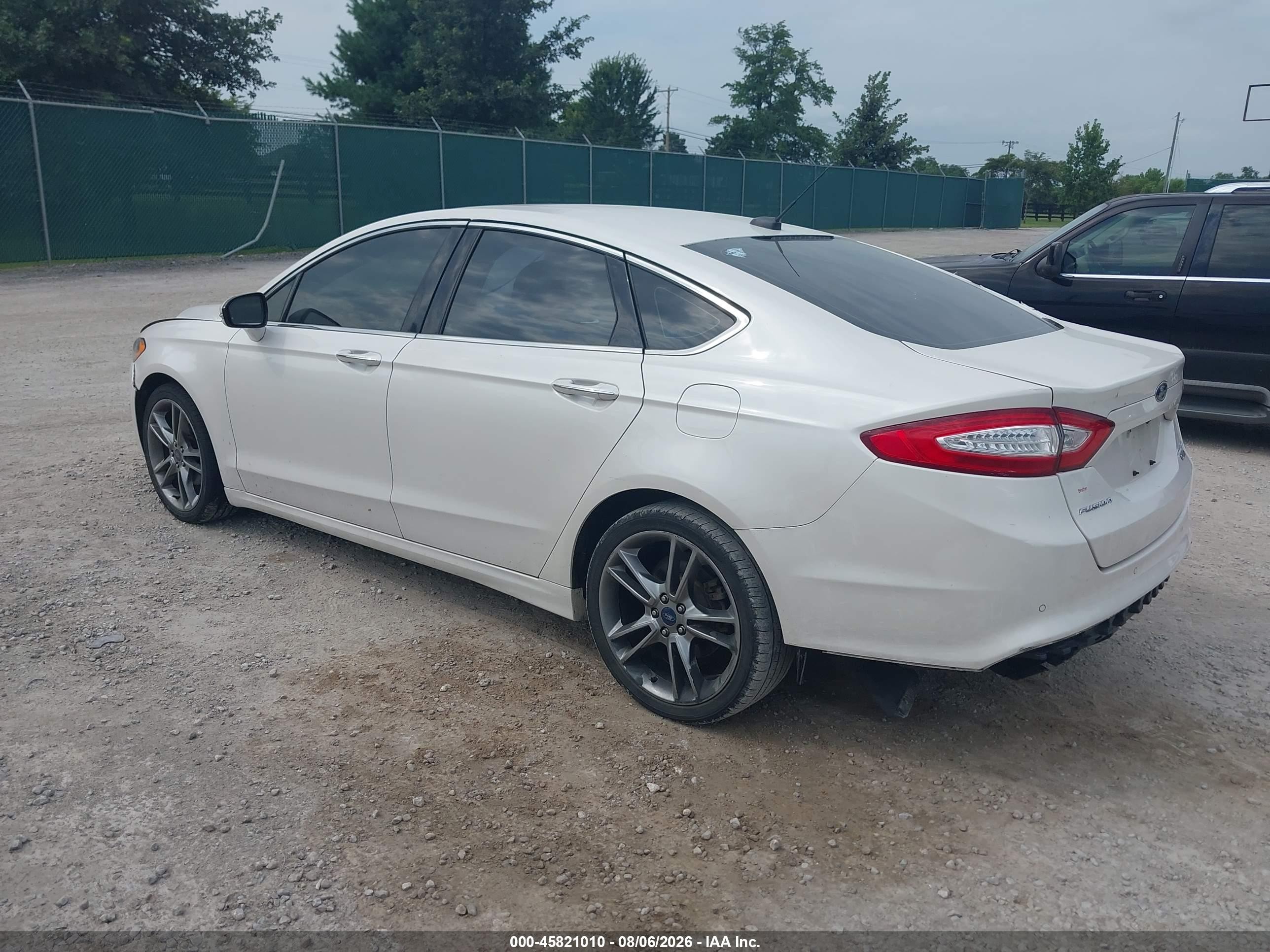 2013 Ford Fusion Titanium White vin: 3FA6P0D93DR302697