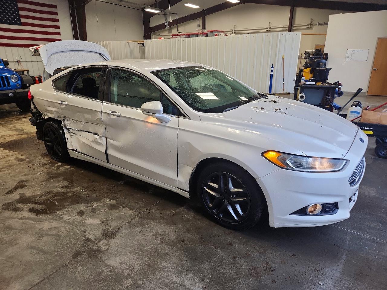 2014 Ford Fusion Titanium White vin: 3FA6P0D93ER106292