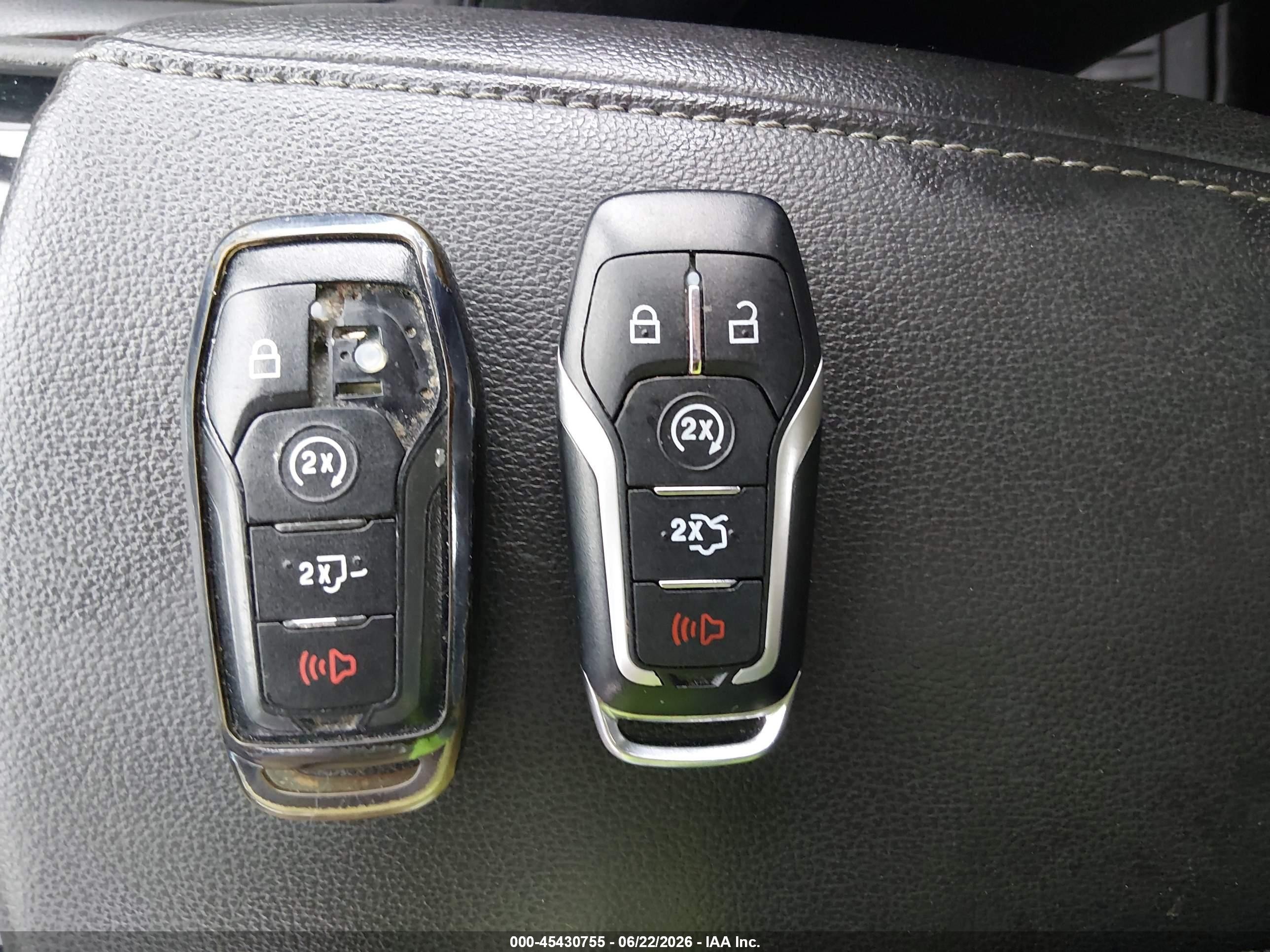 2015 Ford Fusion Titanium Серый vin: 3FA6P0D93F4126382