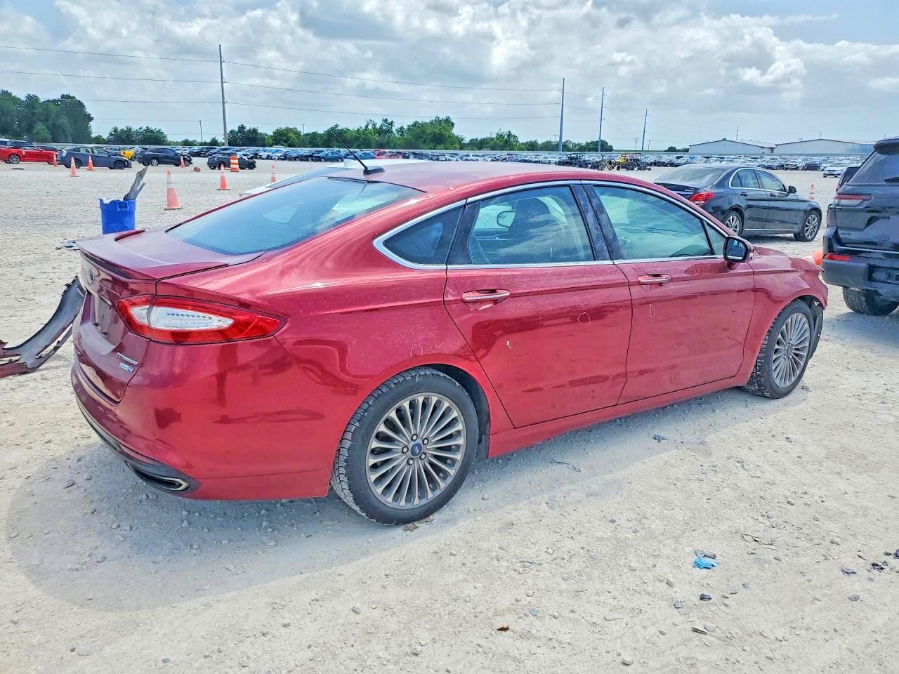 2015 Ford Fusion Titanium Red vin: 3FA6P0D93FR203607