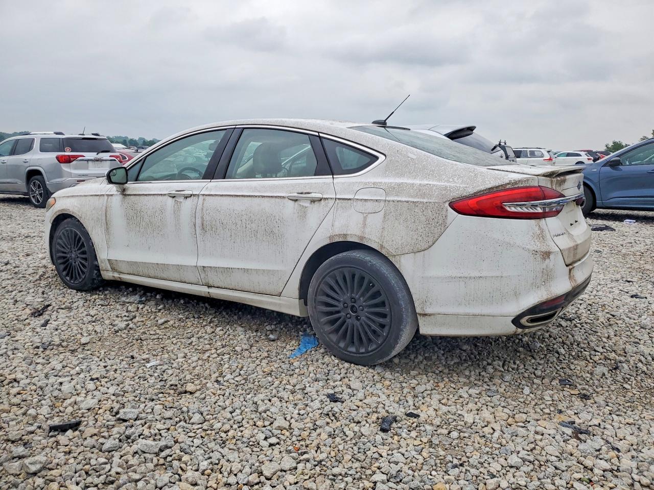 2018 Ford Fusion Titanium White vin: 3FA6P0D93JR131669