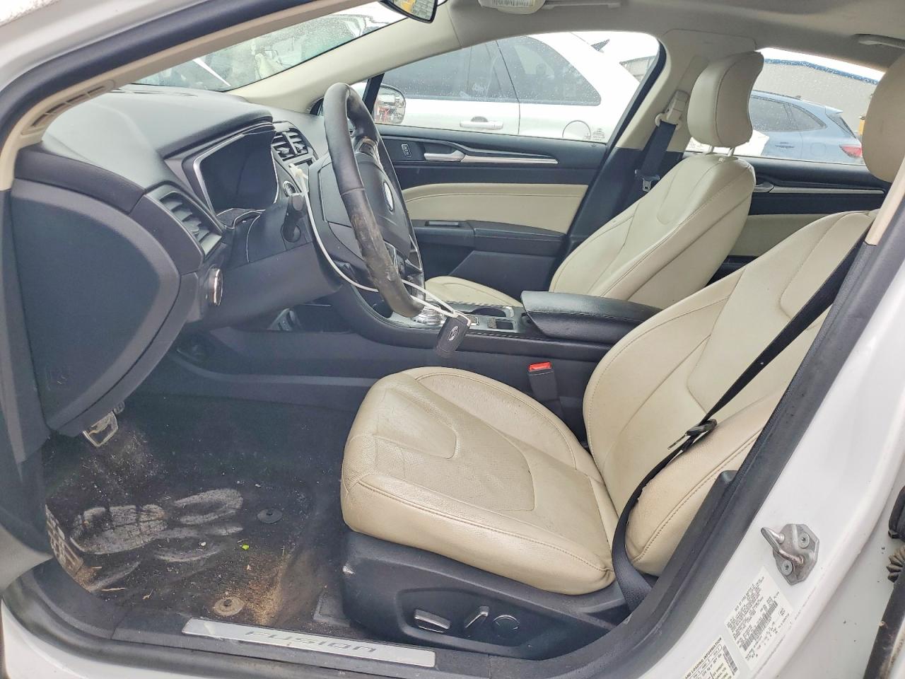 2018 Ford Fusion Titanium White vin: 3FA6P0D93JR131669