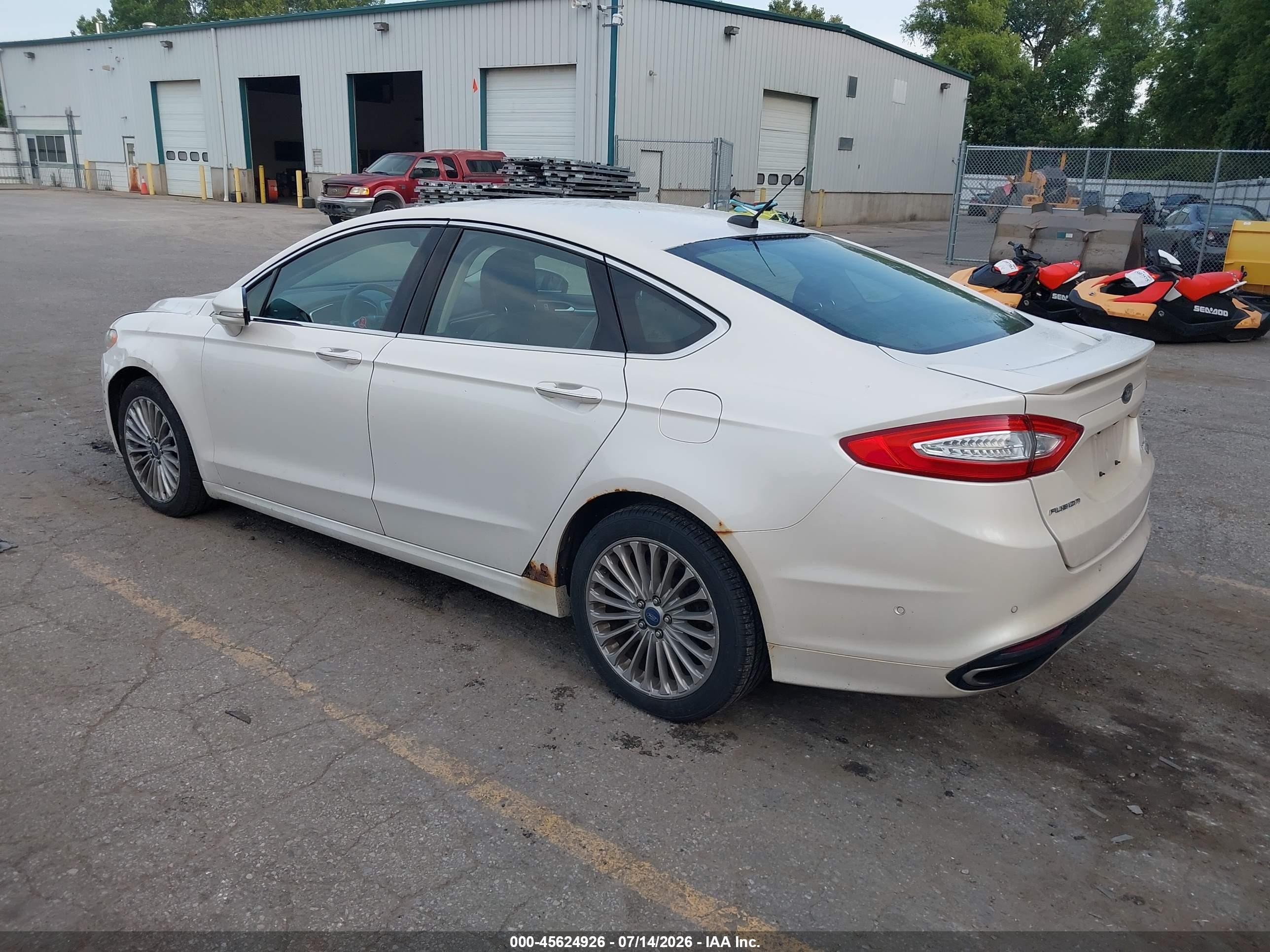2013 Ford Fusion Titanium White vin: 3FA6P0D94DR104470