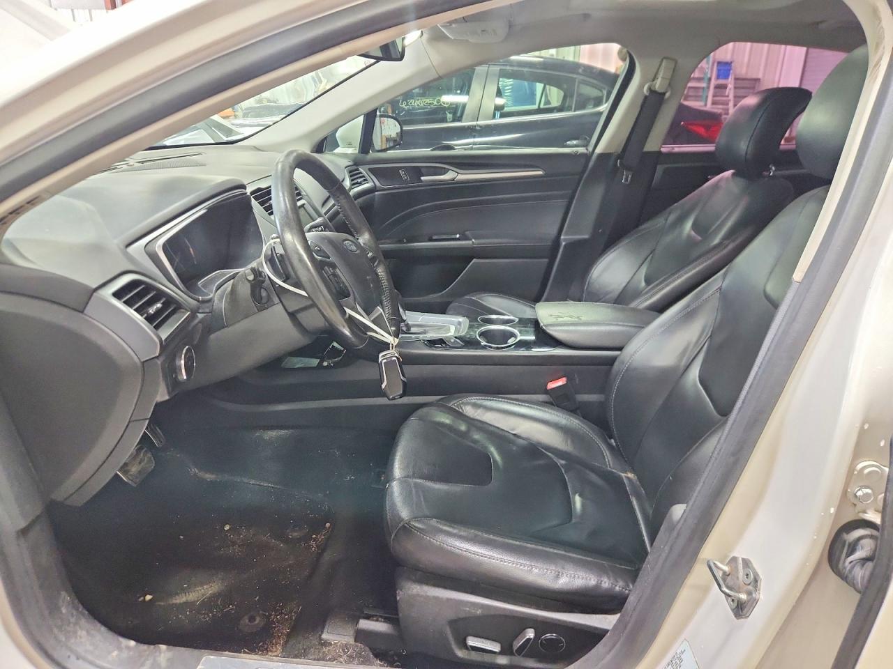 2013 Ford Fusion Titanium Белый vin: 3FA6P0D94DR278006