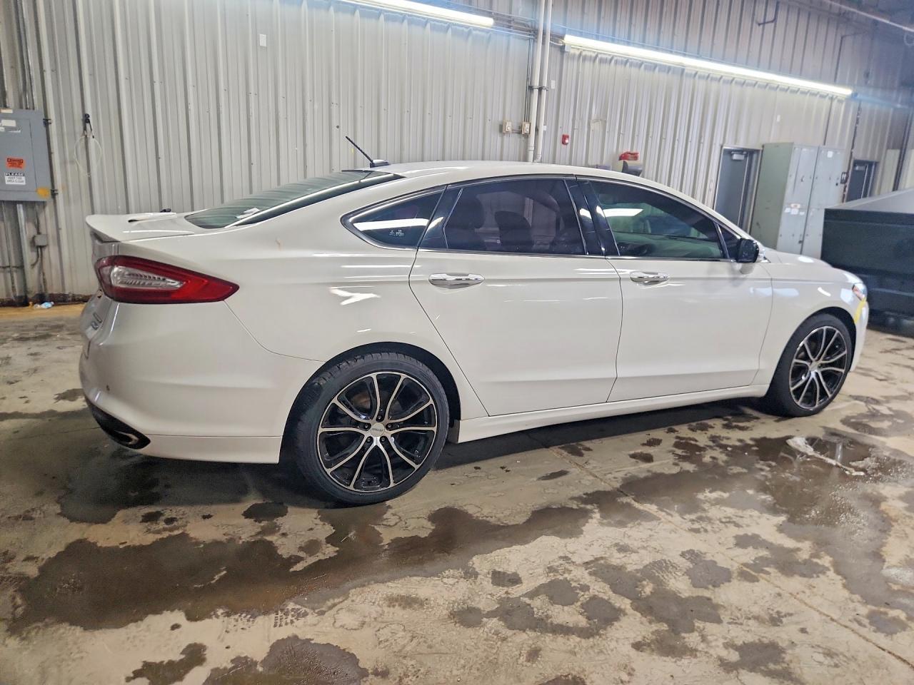 2013 Ford Fusion Titanium Белый vin: 3FA6P0D94DR278006