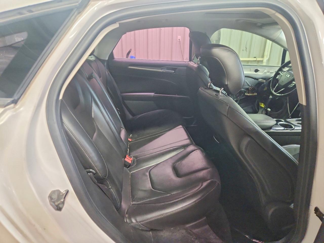 2013 Ford Fusion Titanium Белый vin: 3FA6P0D94DR278006