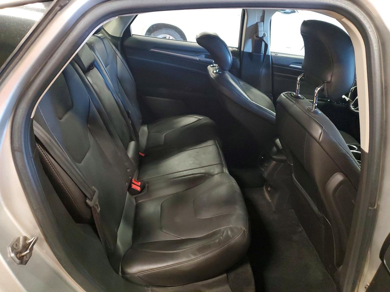 2014 Ford Fusion Titanium Silver vin: 3FA6P0D94ER102722
