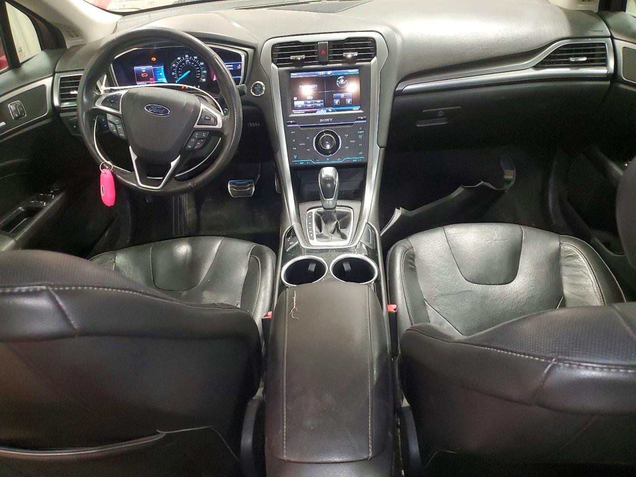 2013 Ford Fusion Titanium Red vin: 3FA6P0D95DR193191