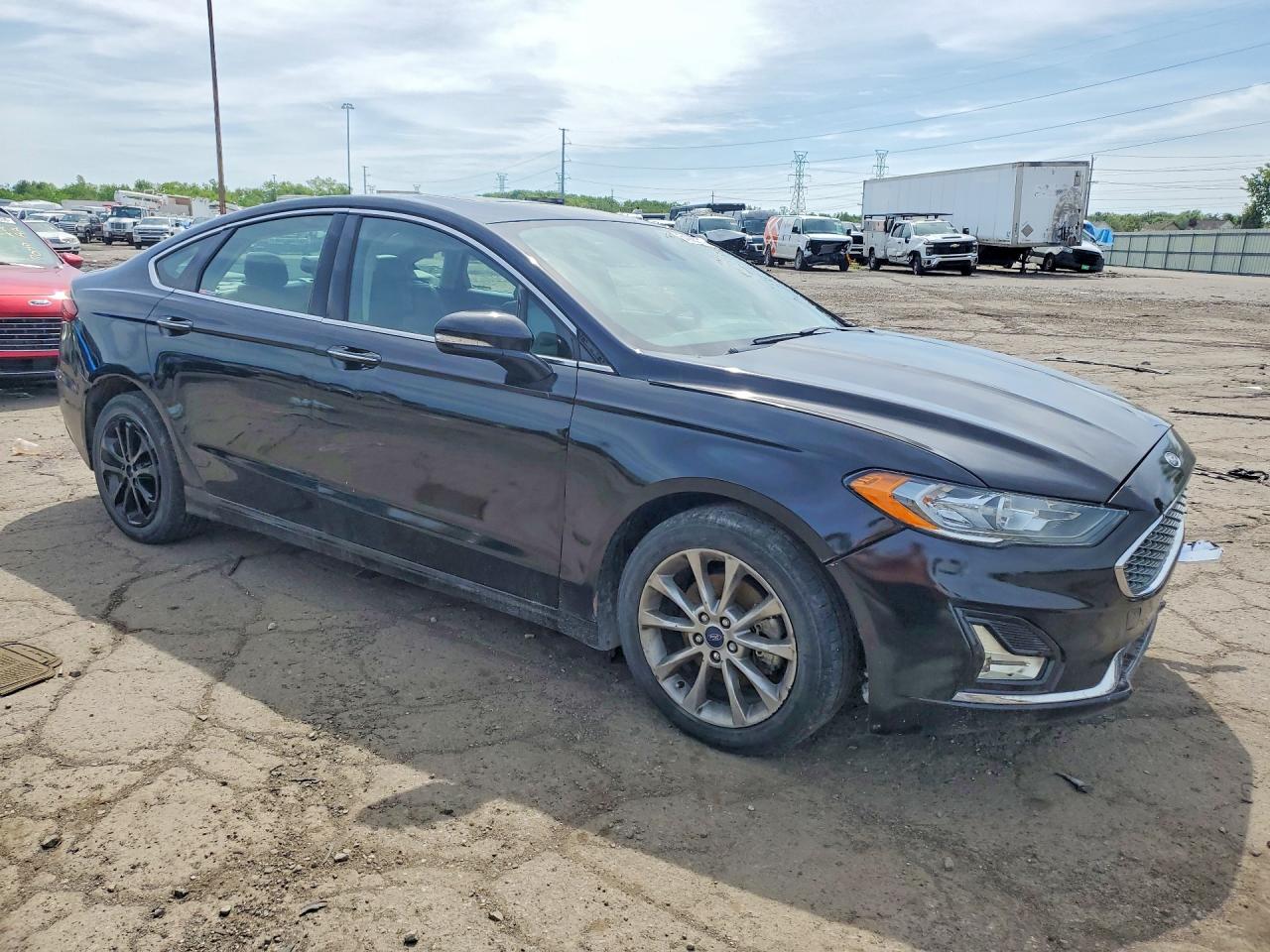 2020 Ford Fusion Black vin: 3FA6P0D95LR151800