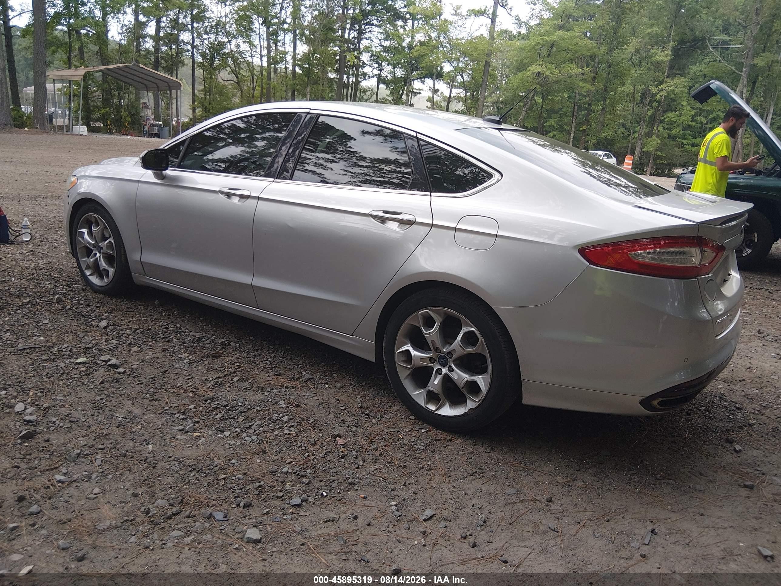 2013 Ford Fusion Titanium Серебряный vin: 3FA6P0D96DR198142