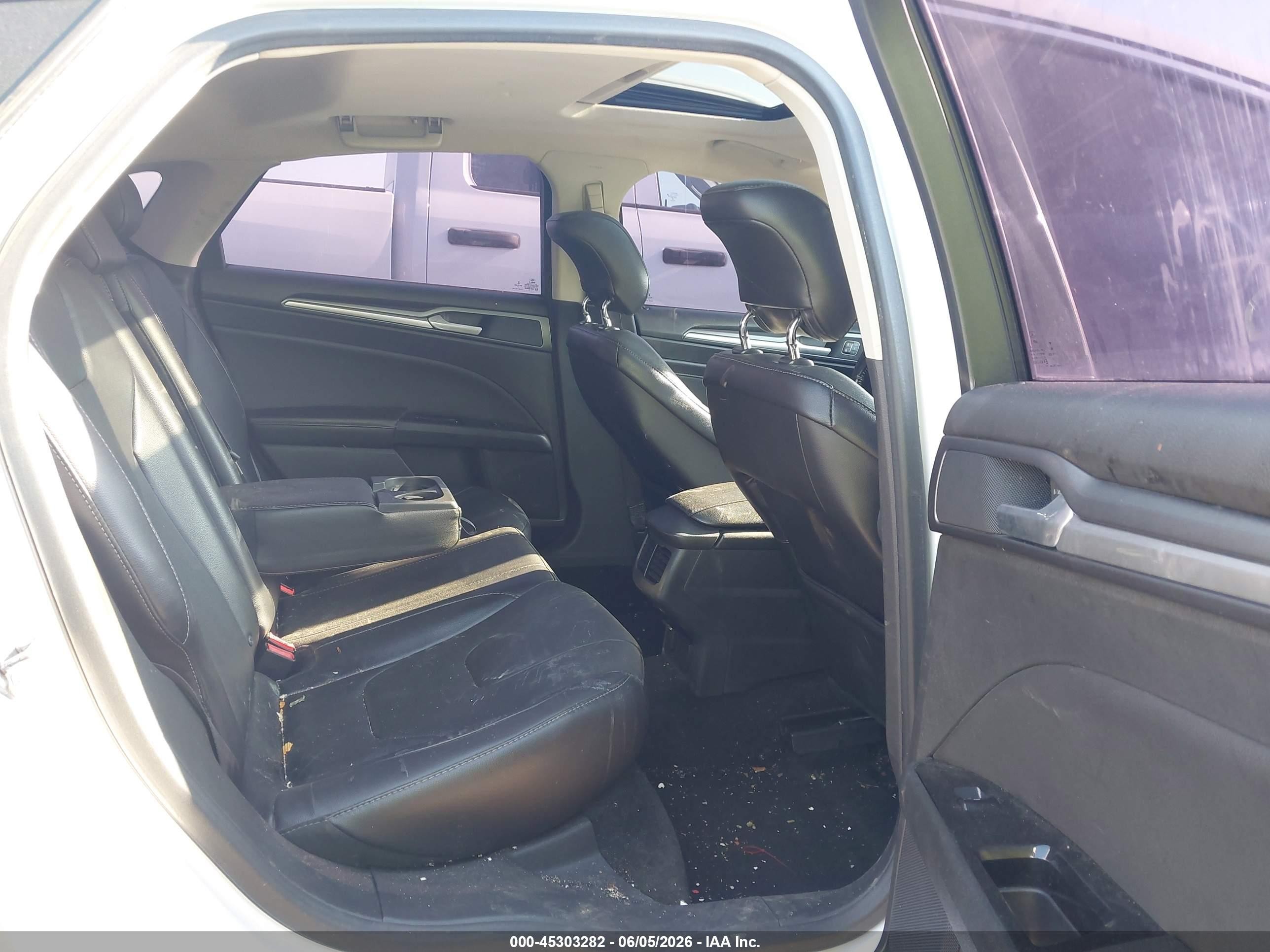 2013 Ford Fusion Titanium White vin: 3FA6P0D96DR289976