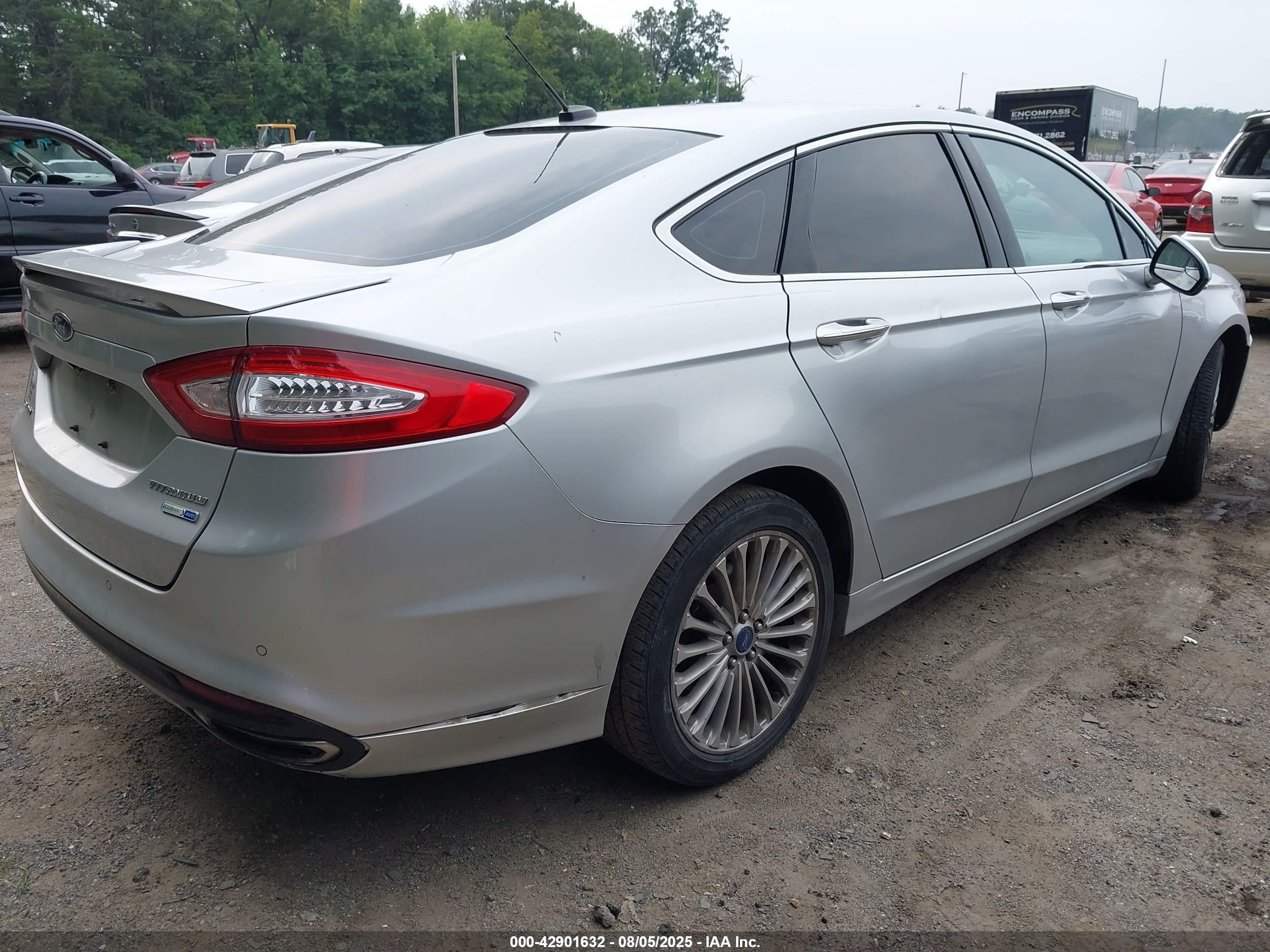 2014 Ford Fusion Titanium Silver vin: 3FA6P0D96ER210372