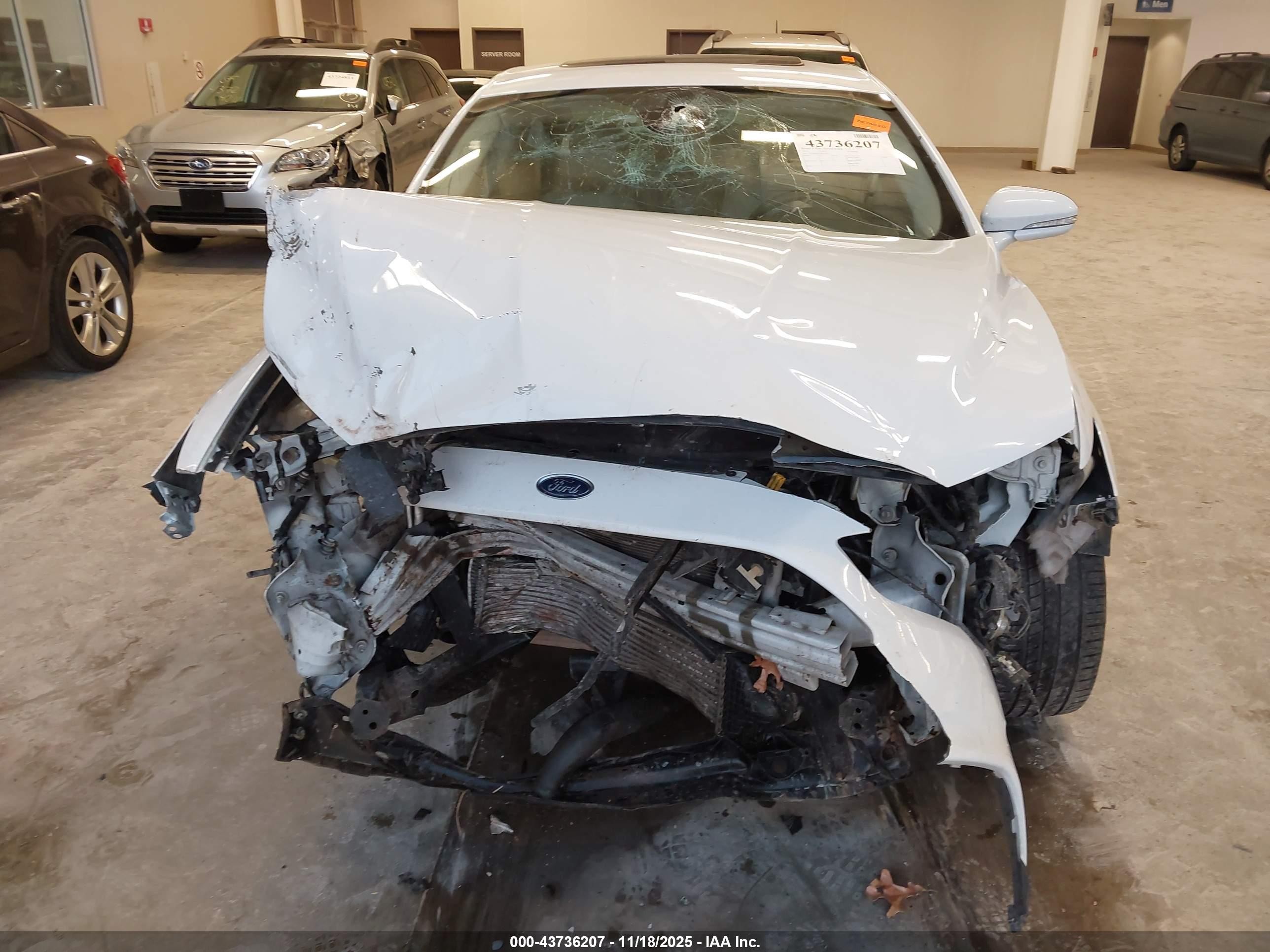 2014 Ford Fusion Titanium White vin: 3FA6P0D97ER219565