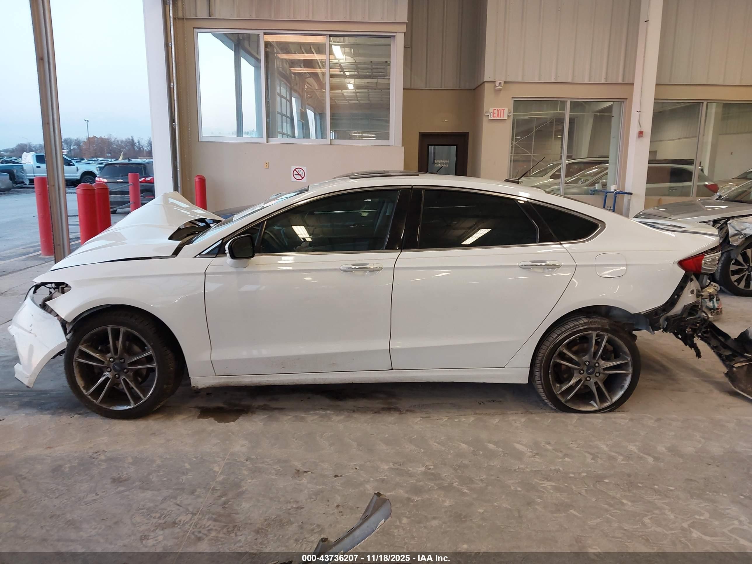 2014 Ford Fusion Titanium White vin: 3FA6P0D97ER219565